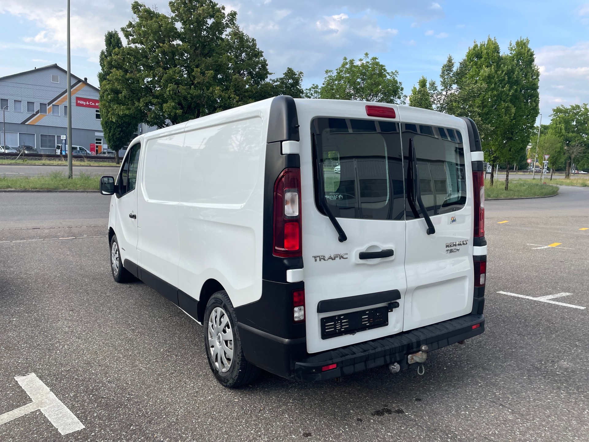 RENAULT Trafic 1.6 ENERGY TwinT. dCi120 2.9t Business L2H1-image-4