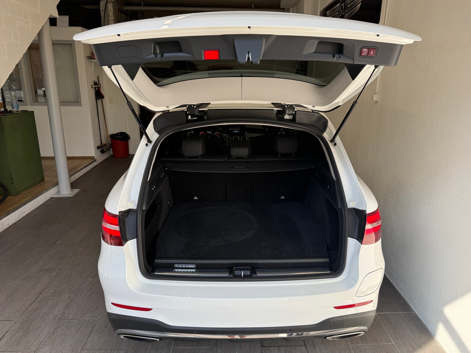 MERCEDES-BENZ GLC 350 e AMG Line 4Matic 7G-Tronic Ab 305.- pro Monat-image-8