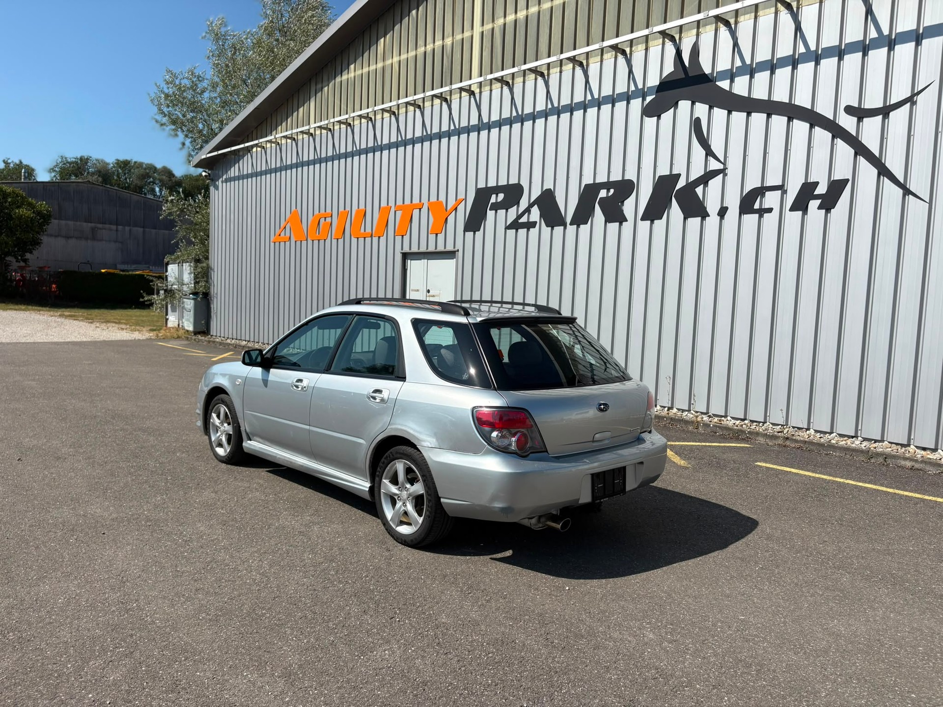 SUBARU Impreza 2.0R-image-8