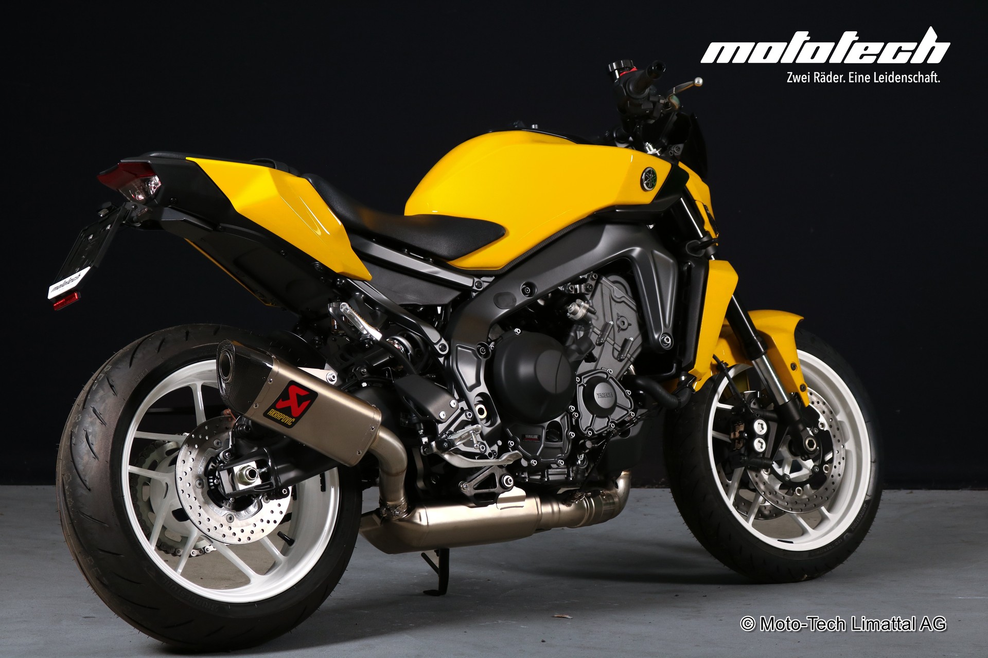YAMAHA MT-09 (35kW)-showroom-element-2
