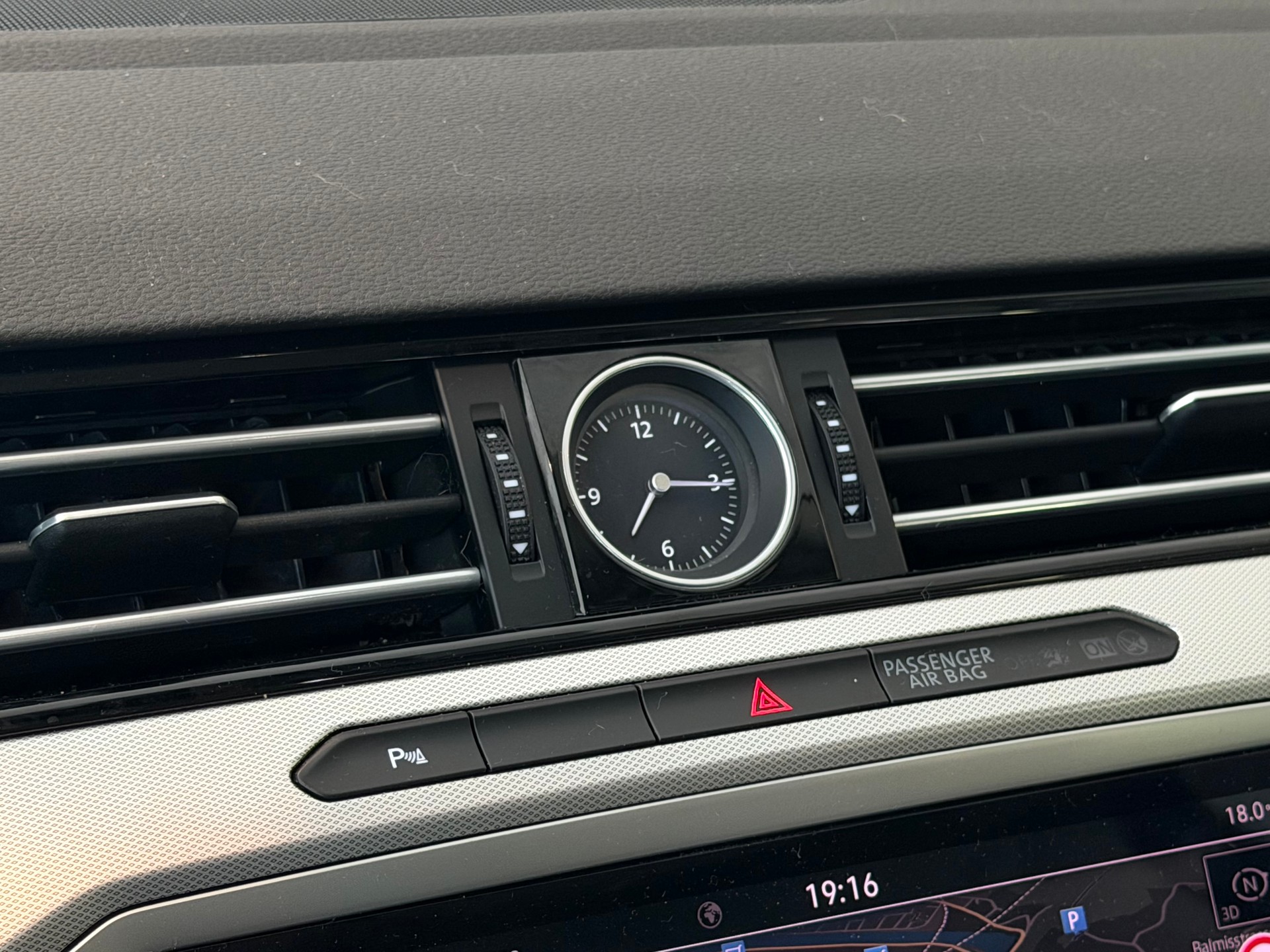 VW Passat Variant 2.0 TDI SCR BMT Family DSG **Frisch ab MFK & Service-image-17