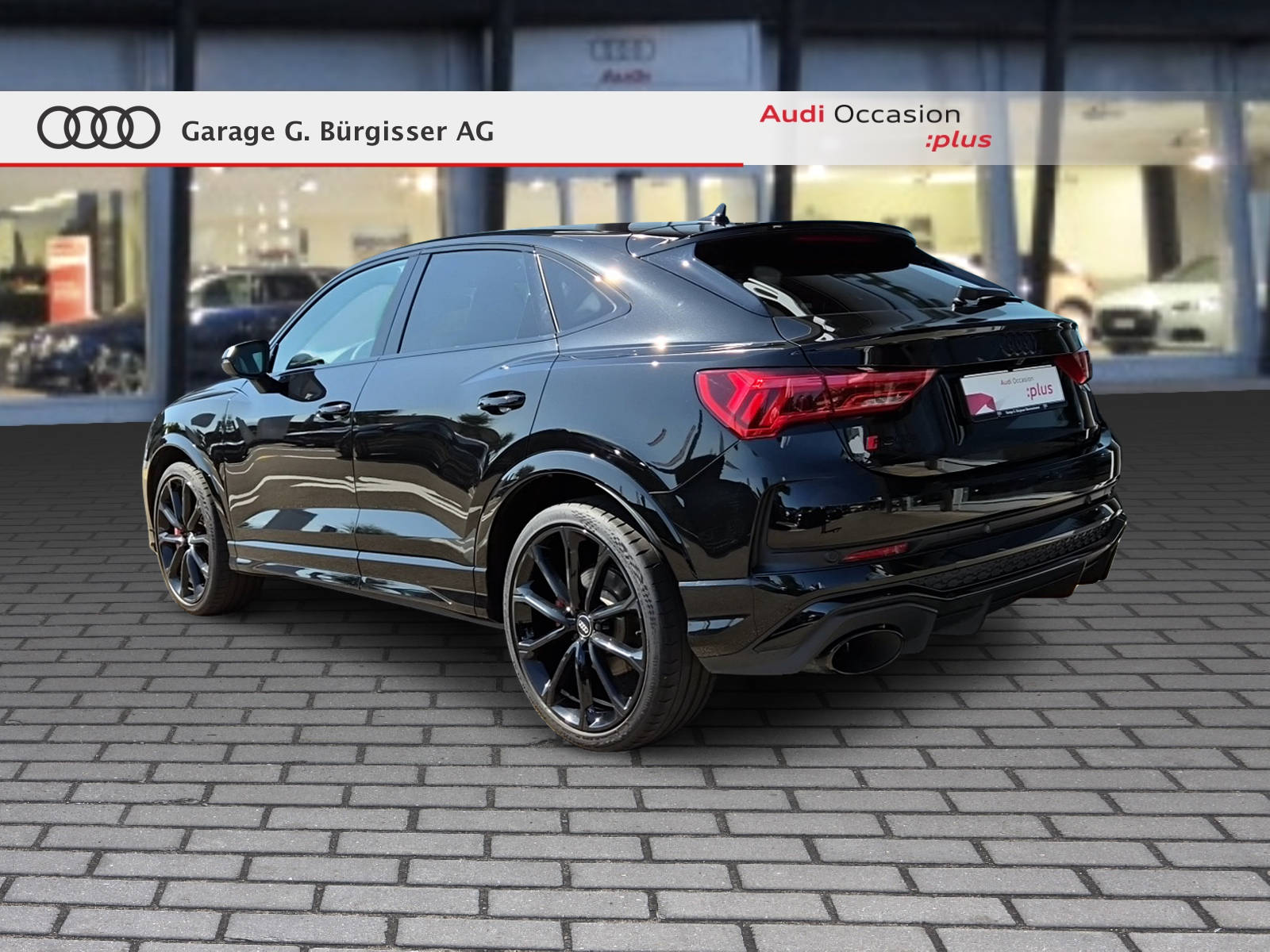 AUDI RS Q3 Sportback quattro S tronic Mythosschwarz Metallic-showroom-element-3