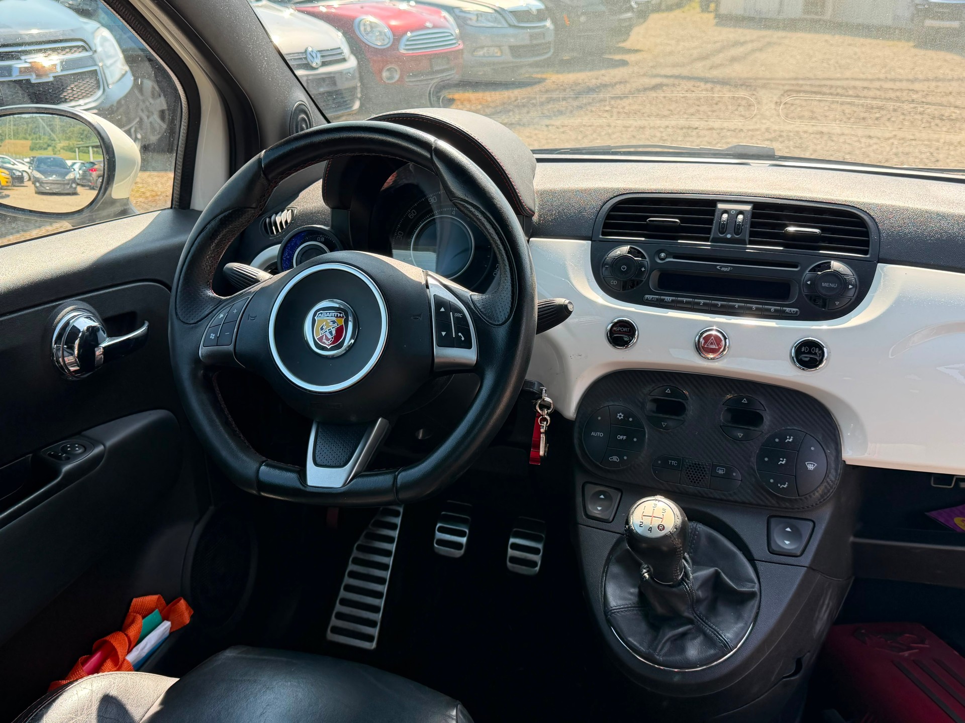 FIAT 500 1.4 16V Turbo Abarth-image-8