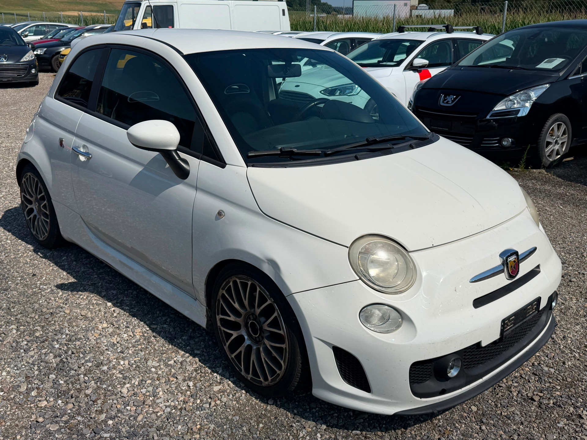 FIAT 500 1.4 16V Turbo Abarth-showroom-element-2