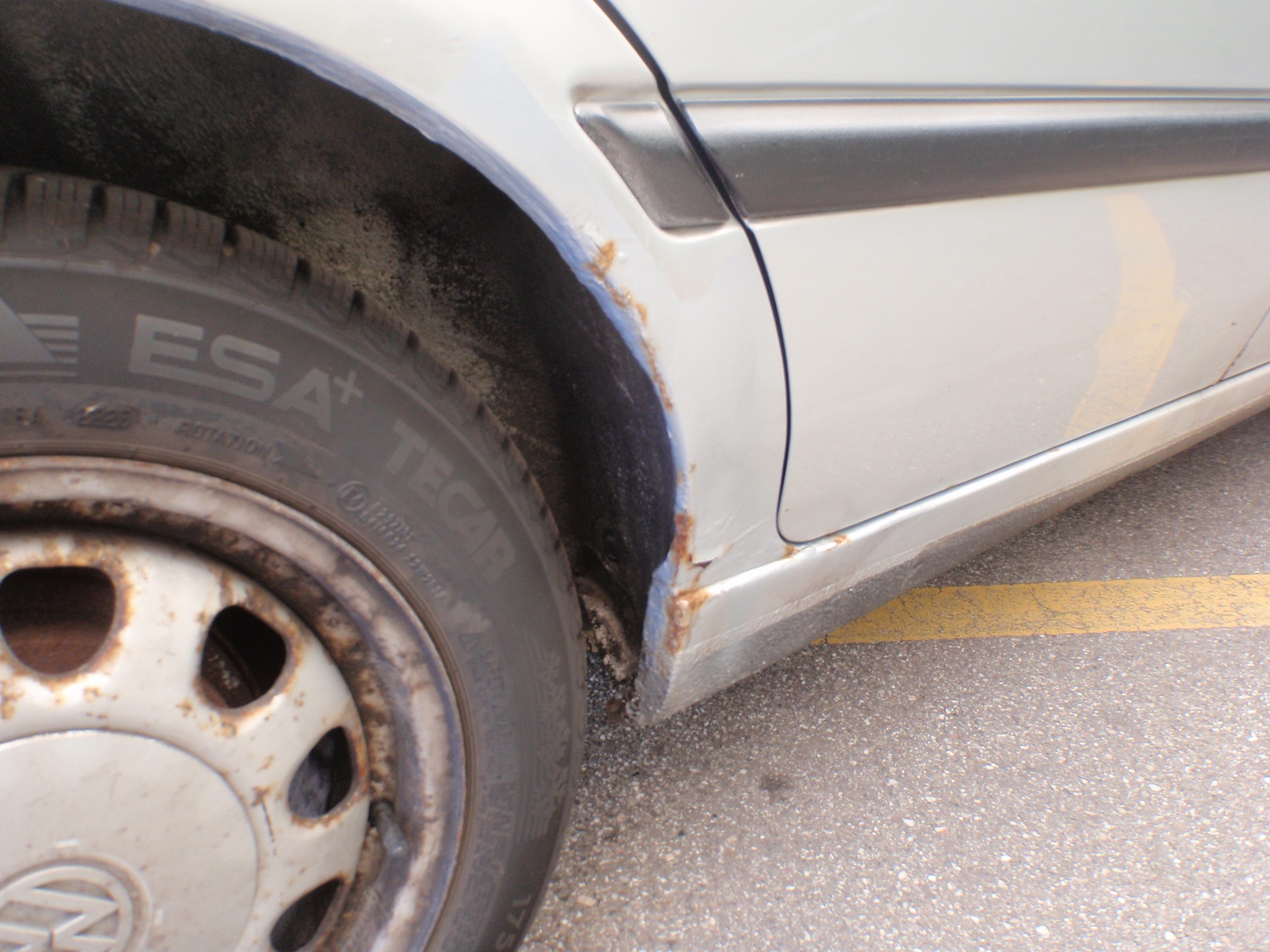VW Golf 1800 Swiss Topline-image-9