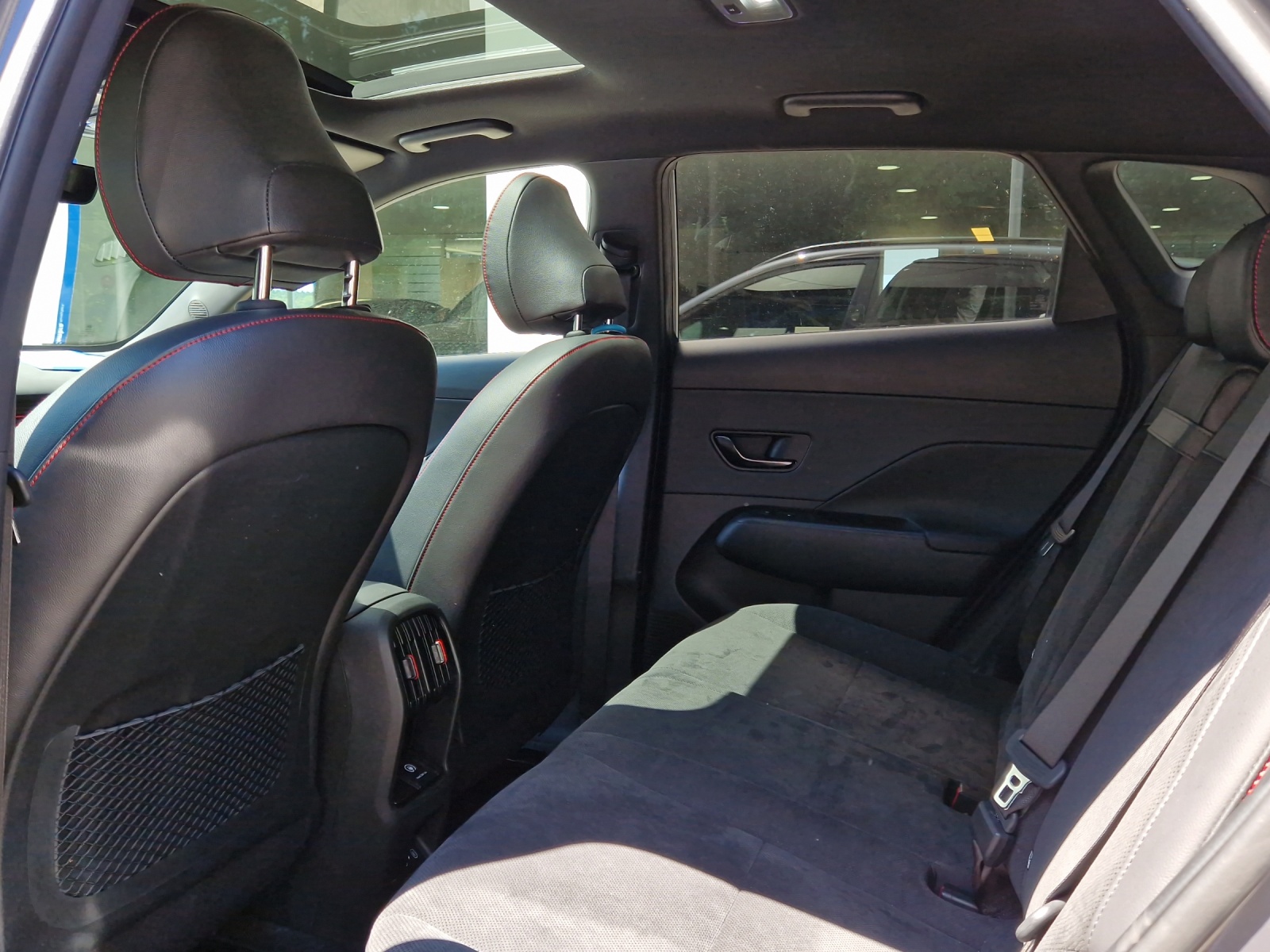 HYUNDAI Kona Electric N Line-image-8
