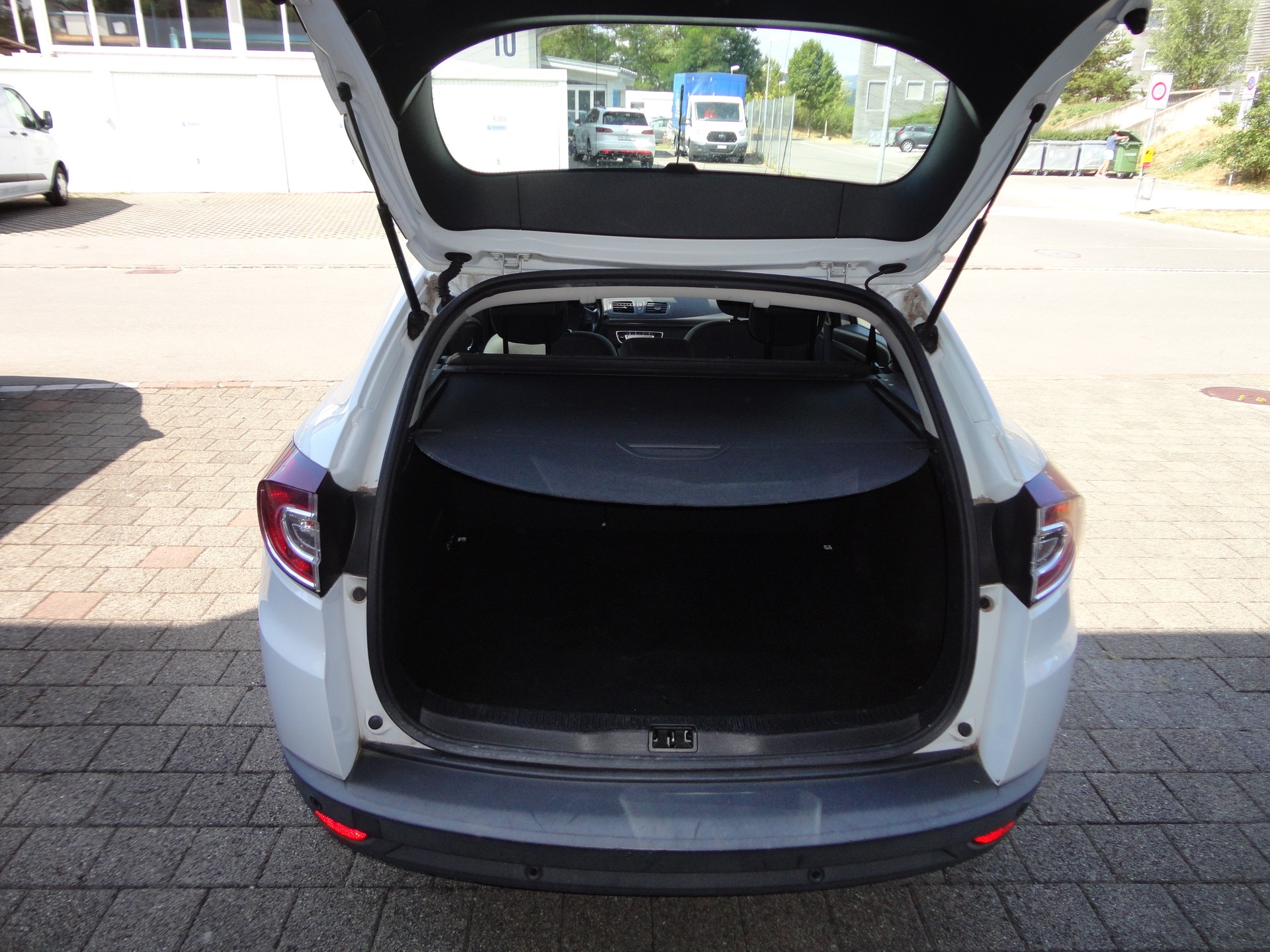 RENAULT Mégane Grandtour 1.5 dCi Expression-image-10