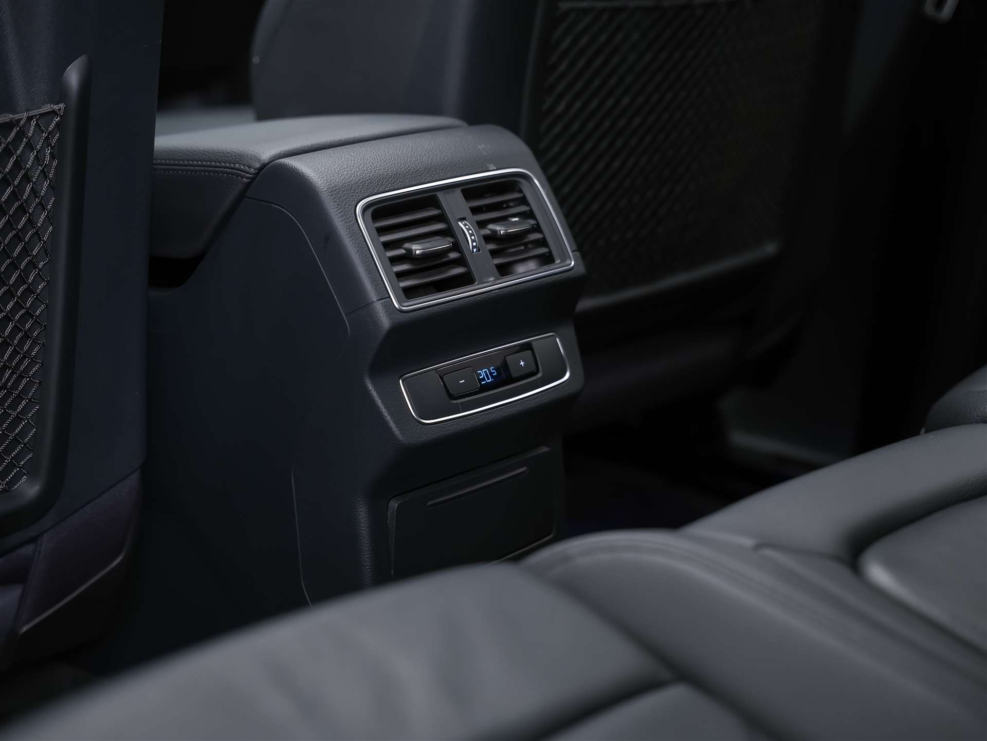 AUDI Q5 2.0 TDI design quattro S-tronic *Panorama*Luftfeder*Matrix*Bang&Olufsen*-image-15