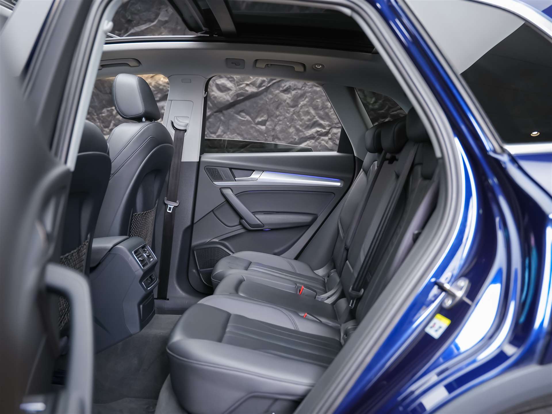 AUDI Q5 2.0 TDI design quattro S-tronic *Panorama*Luftfeder*Matrix*Bang&Olufsen*-image-13