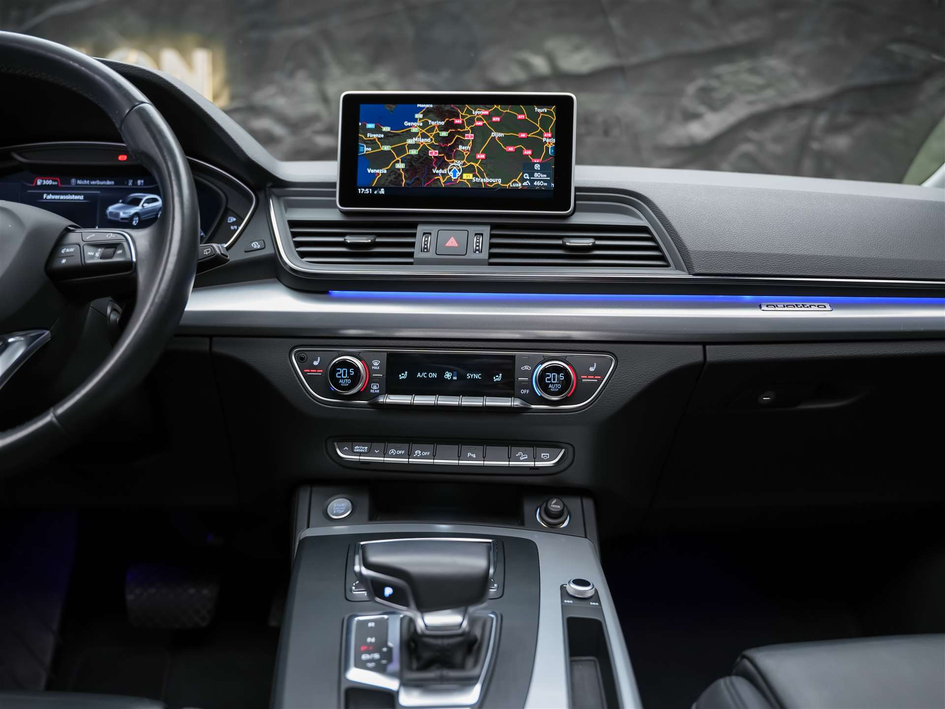 AUDI Q5 2.0 TDI design quattro S-tronic *Panorama*Luftfeder*Matrix*Bang&Olufsen*-image-21