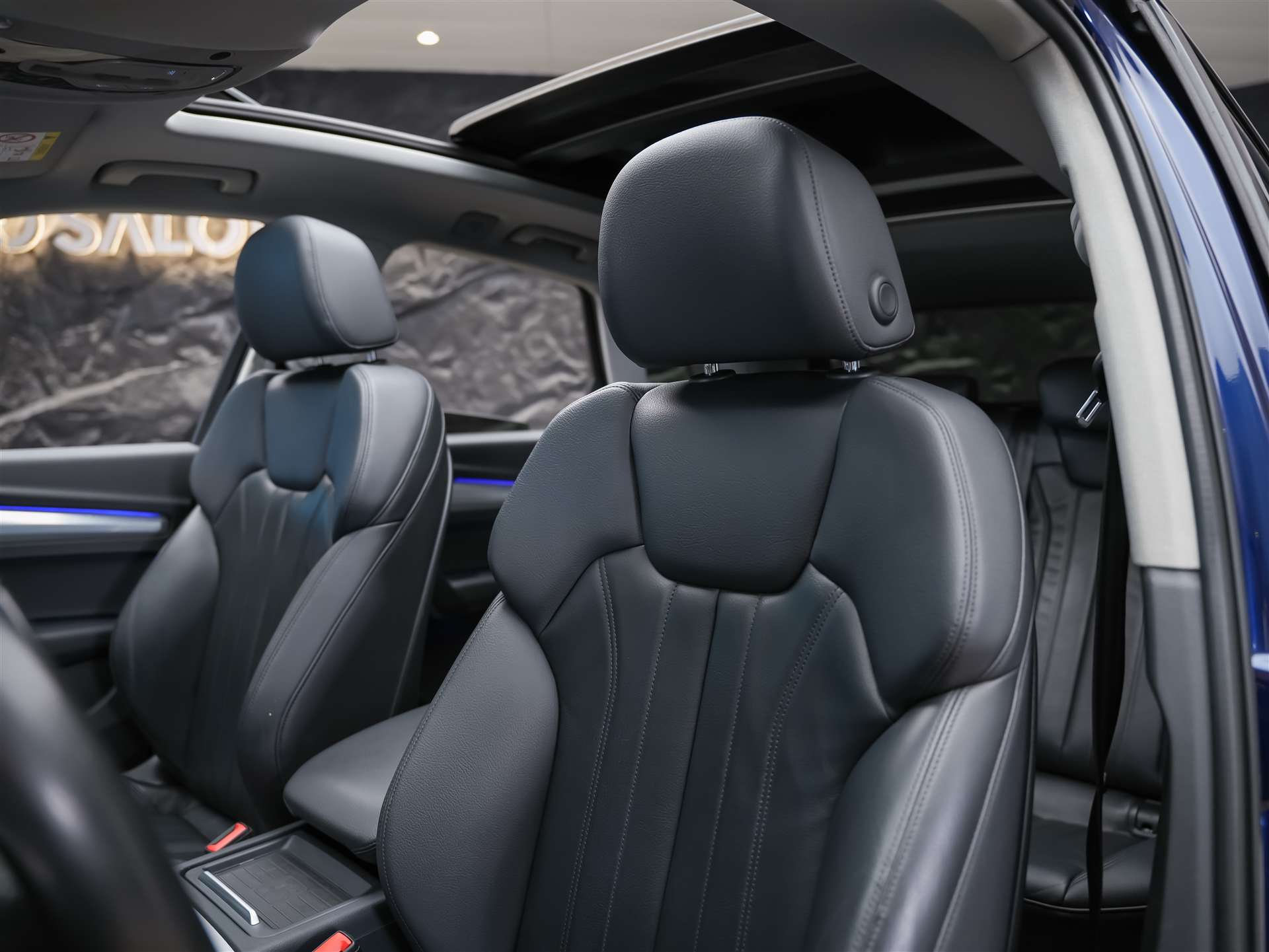AUDI Q5 2.0 TDI design quattro S-tronic *Panorama*Luftfeder*Matrix*Bang&Olufsen*-image-9
