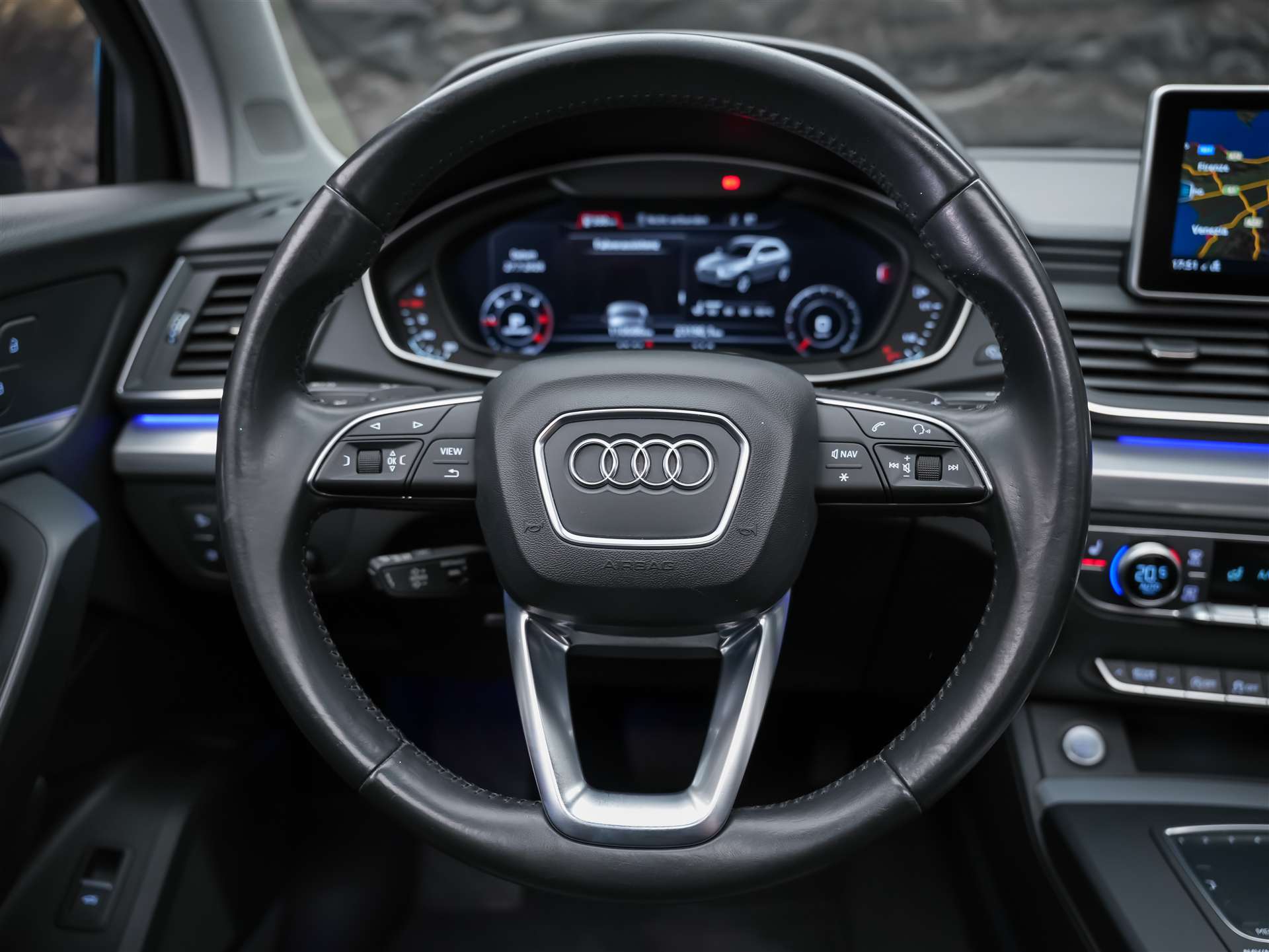 AUDI Q5 2.0 TDI design quattro S-tronic *Panorama*Luftfeder*Matrix*Bang&Olufsen*-image-30