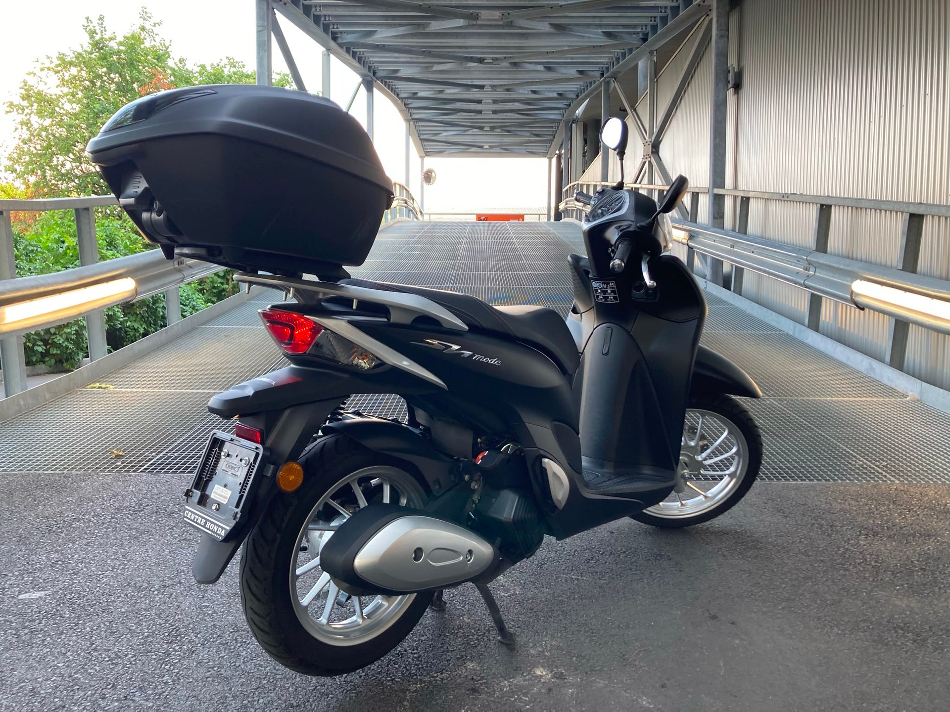 HONDA SH 125 i Mode-showroom-element-3