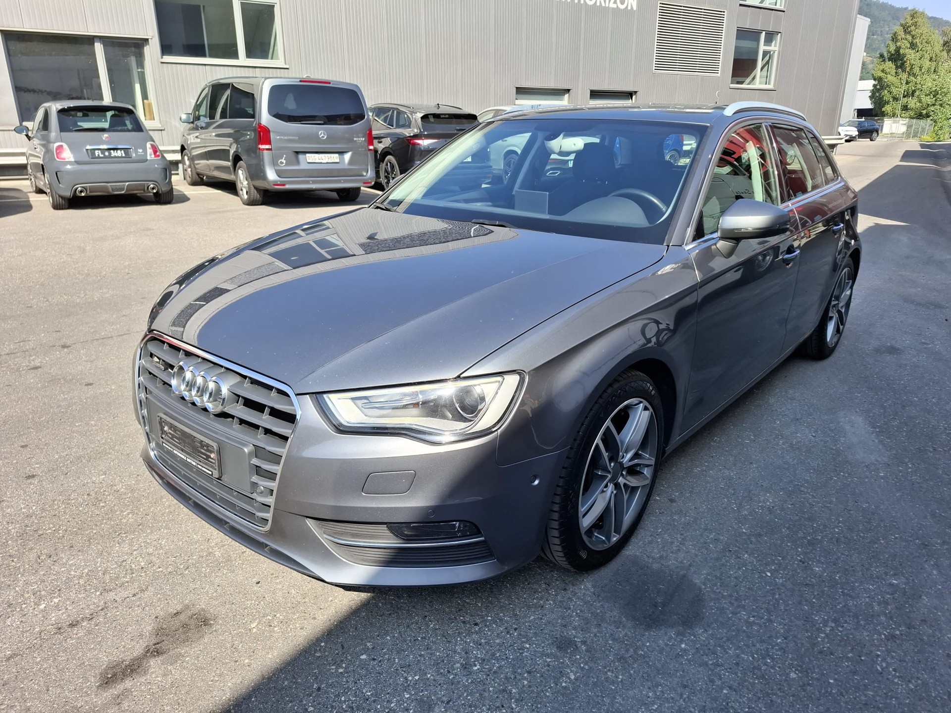 AUDI A3 Sportback 2.0 TDI Ambiente quattro-image-0