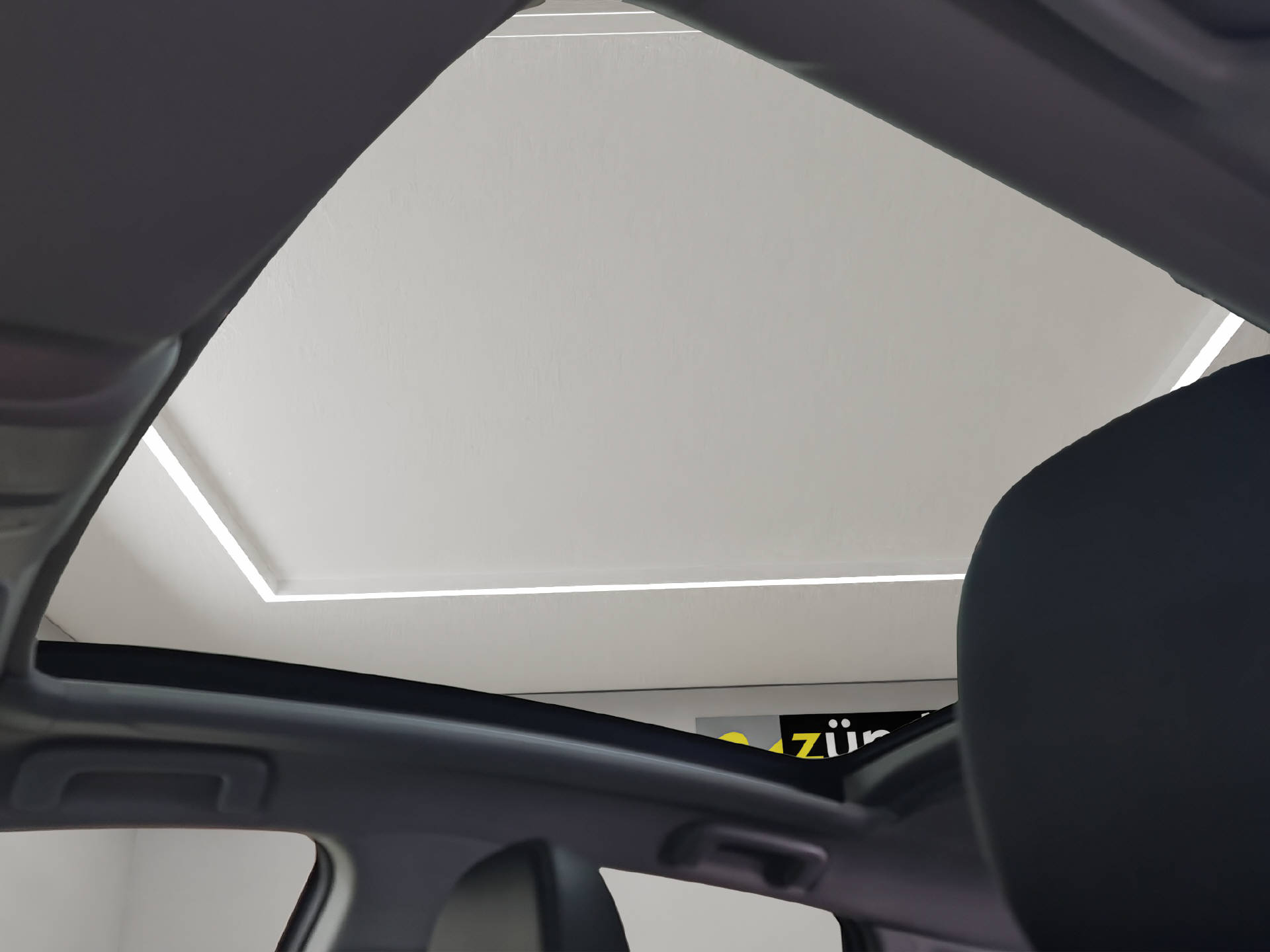 PEUGEOT 4008 1.8 HDi Allure S/S-image-13