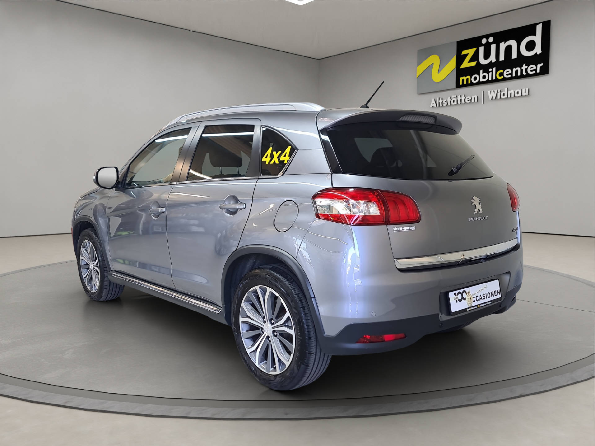 PEUGEOT 4008 1.8 HDi Allure S/S-image-2