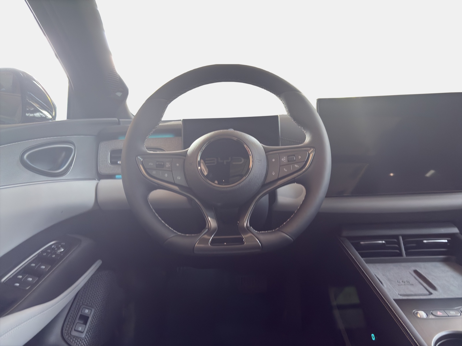 BYD Seal 6 DM-i Touring Comfort-image-11