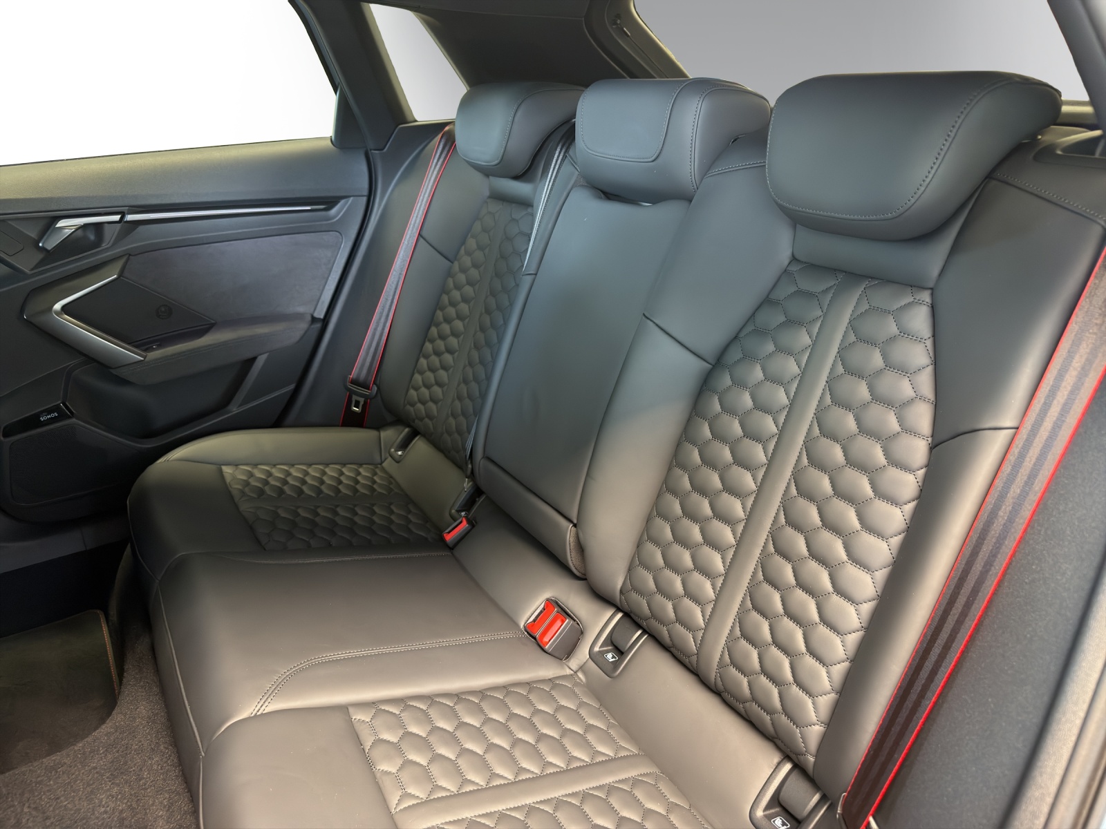 AUDI RS3 SB 2.5 TSI quattro-image-12