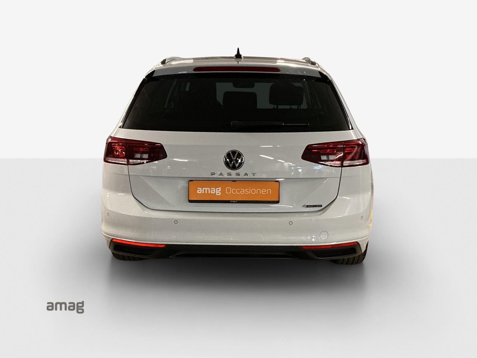 VW Passat 2.0 TDI BMT Business 4Motion DSG-image-3