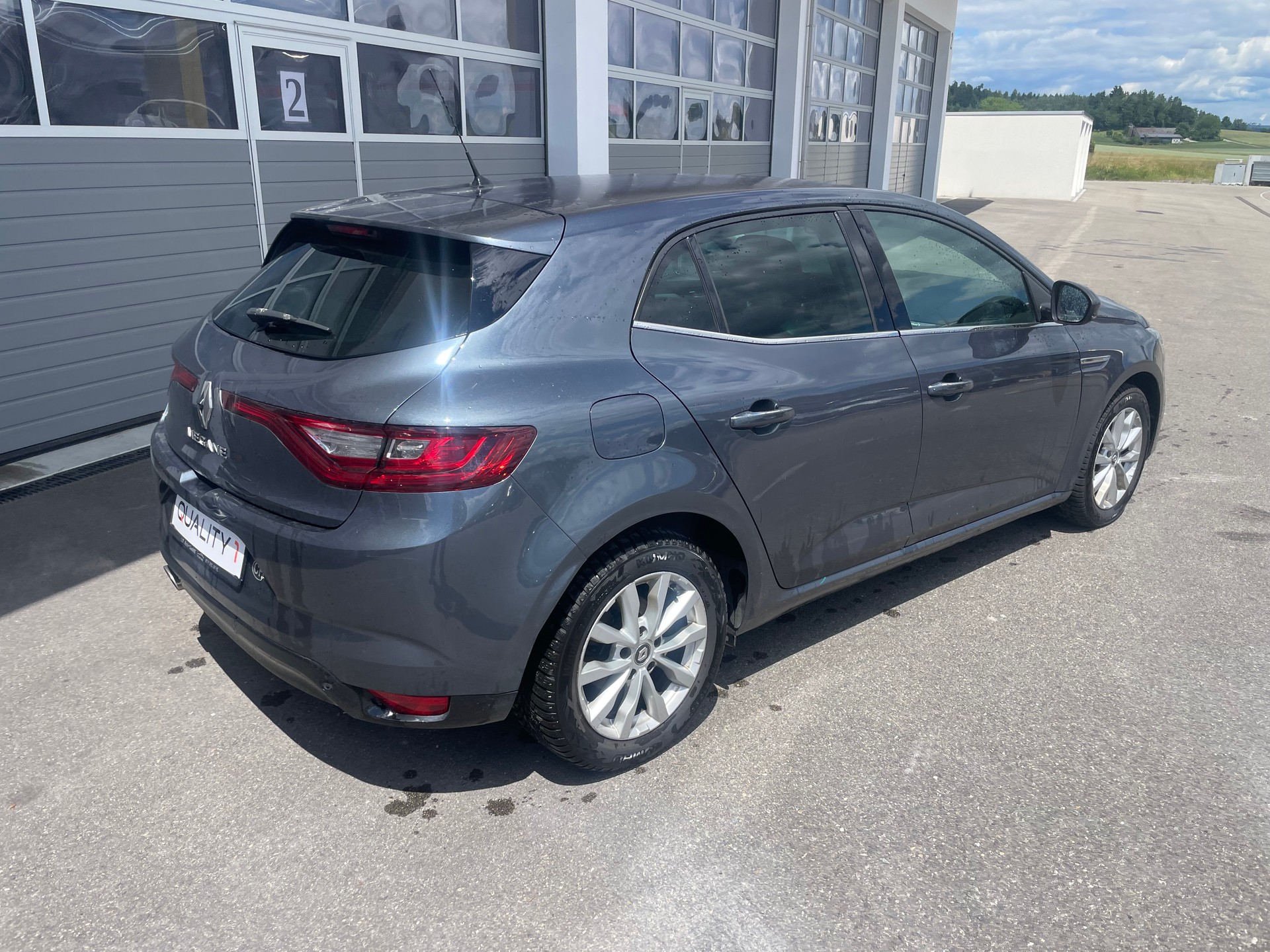 RENAULT Mégane 1.2 16V Turbo Zen EDC-image-5