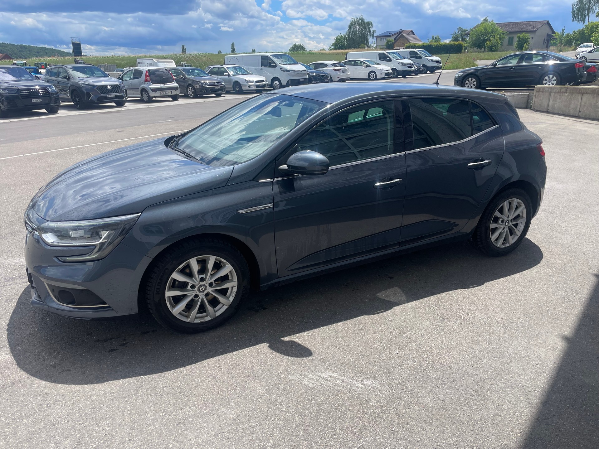 RENAULT Mégane 1.2 16V Turbo Zen EDC-image-1