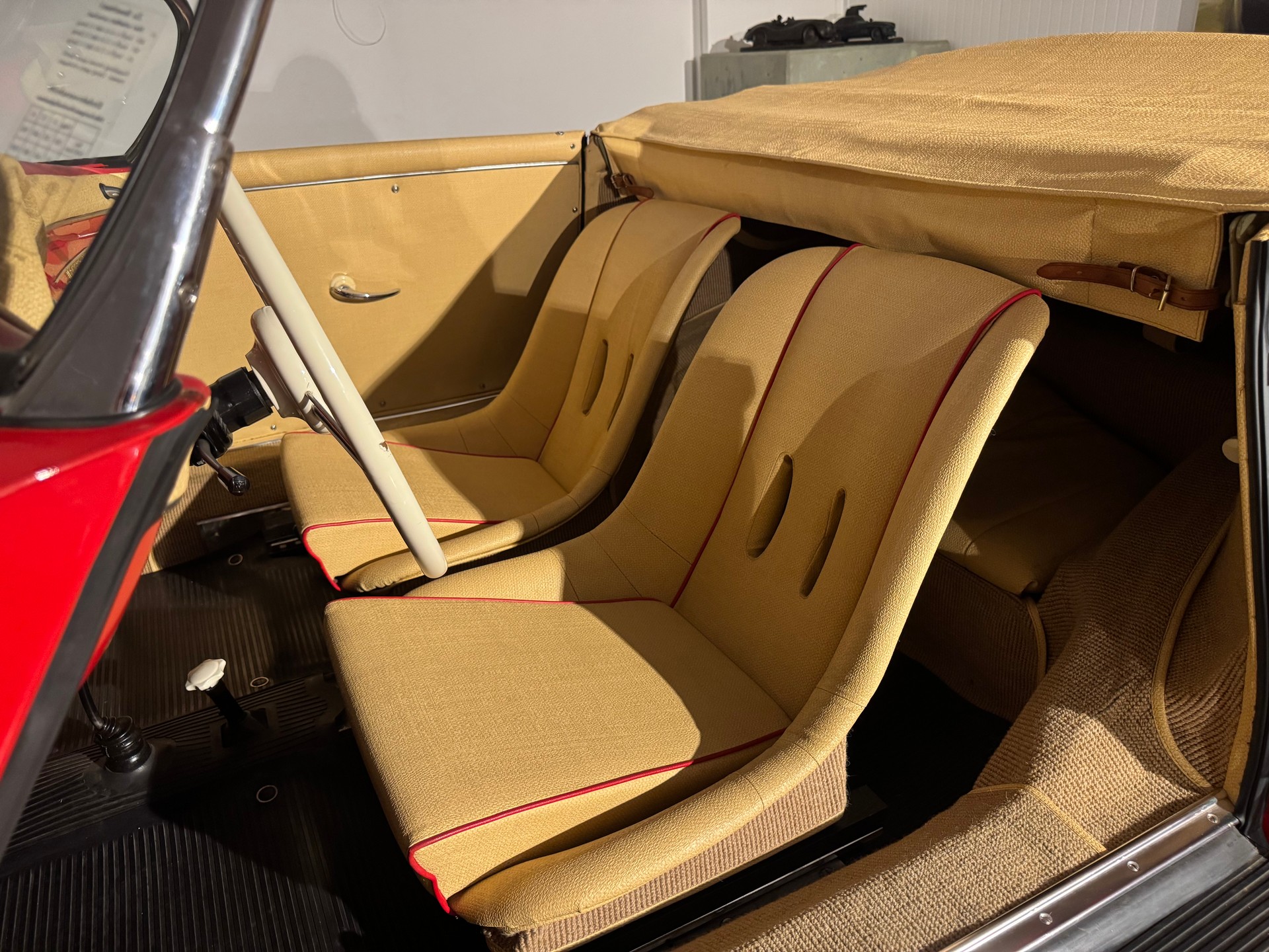 PORSCHE 356 A SPEEDSTER-image-17