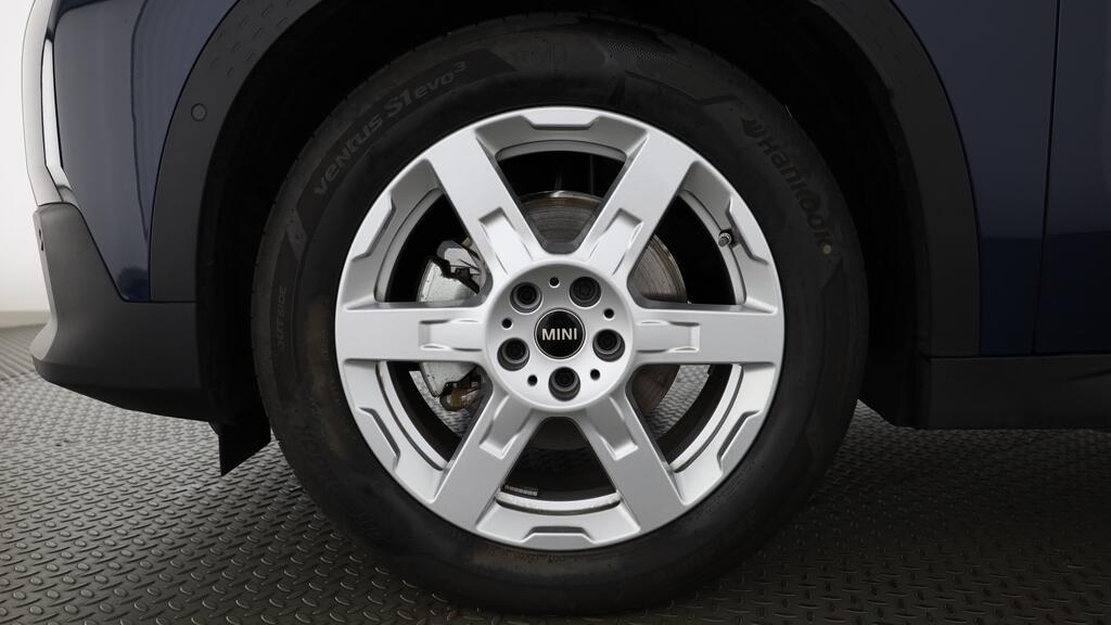 MINI Countryman E-image-10