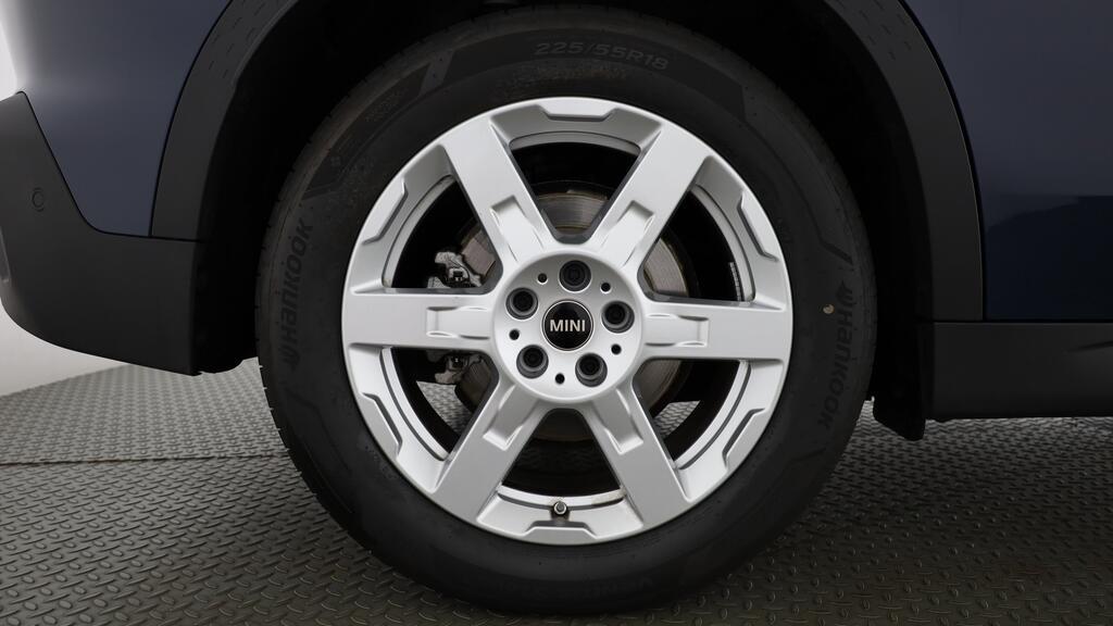 MINI Countryman E-image-7