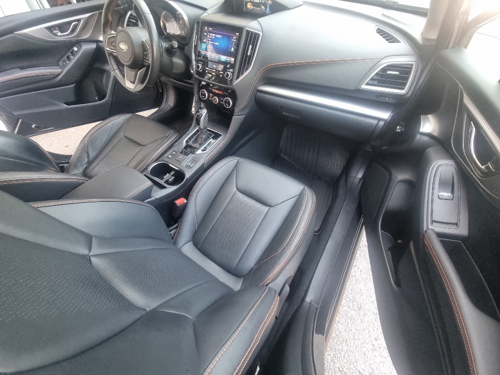 SUBARU XV 2.0 e-Boxer Luxury AWD Lineartronic-image-16