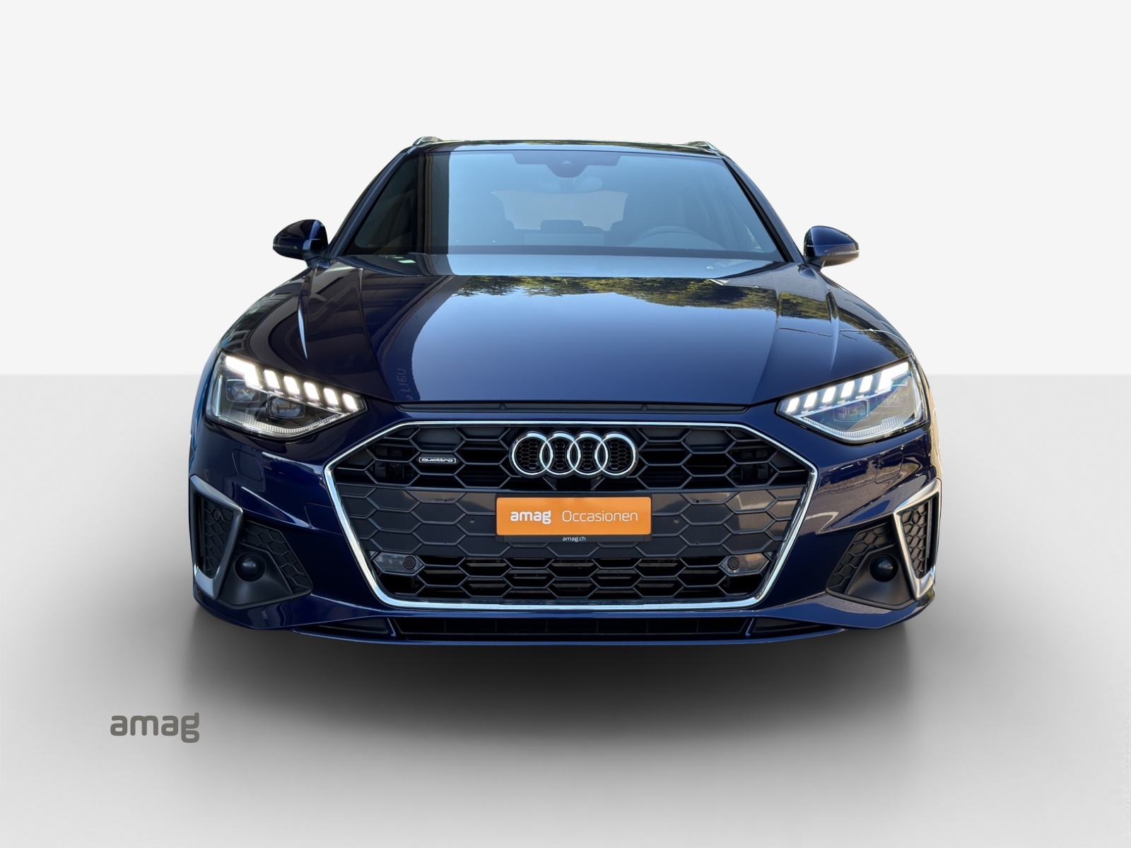 AUDI A4 Avant 40 TFSI S line S-tronic quattro-image-6