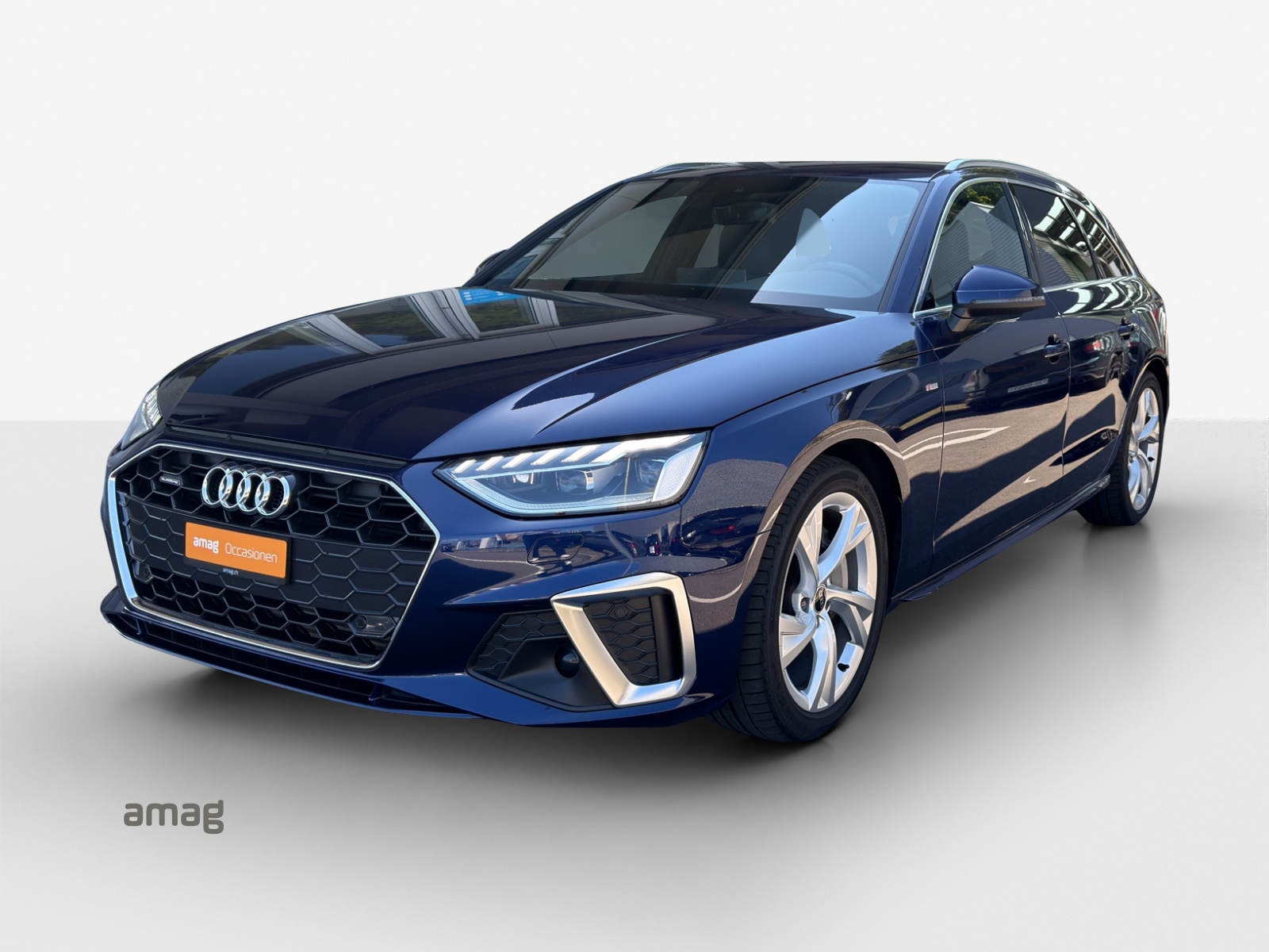 AUDI A4 Avant 40 TFSI S line S-tronic quattro-image-0