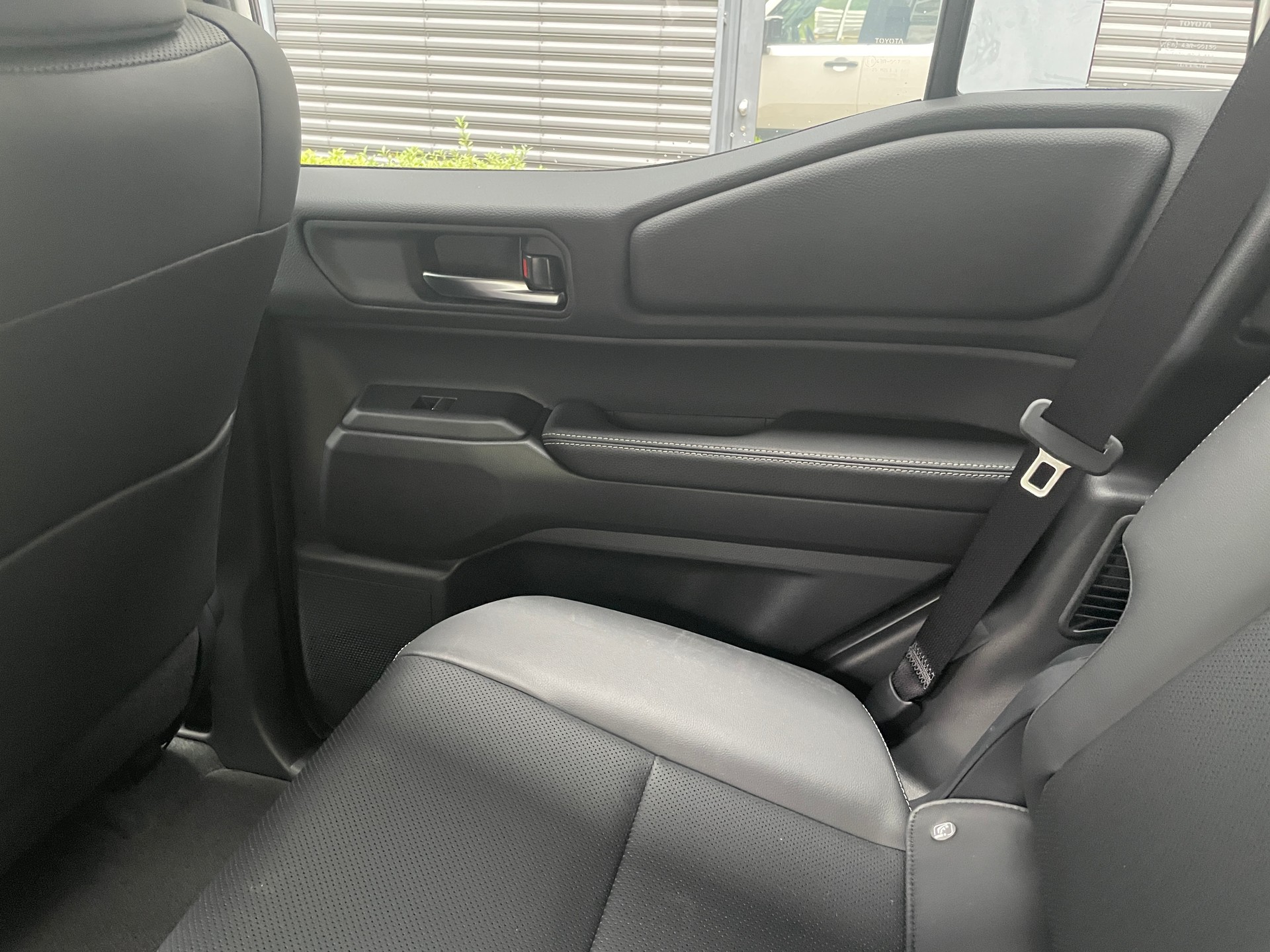 TOYOTA Land Cruiser 2.8D MHEV Style-image-19