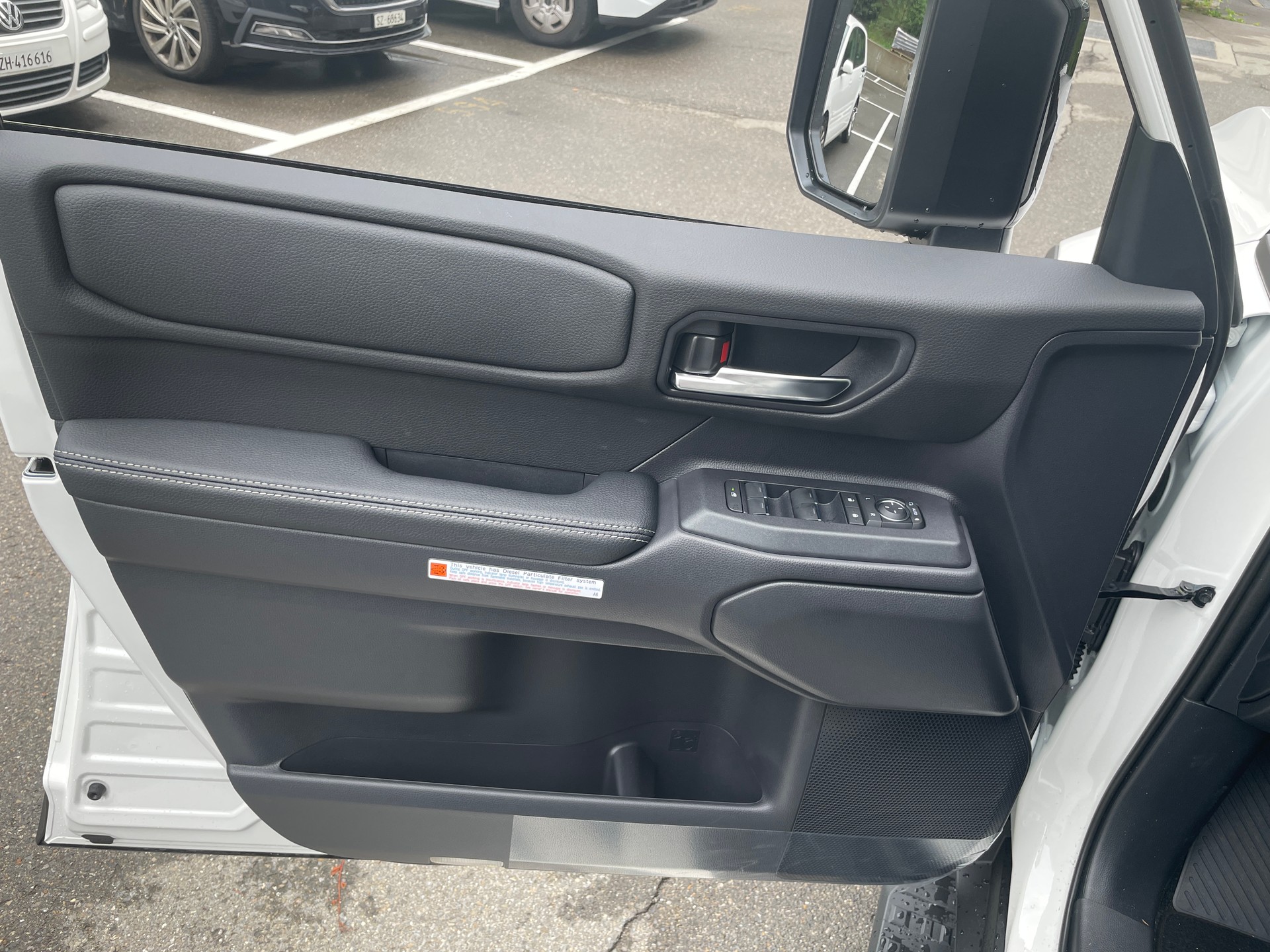 TOYOTA Land Cruiser 2.8D MHEV Style-image-12