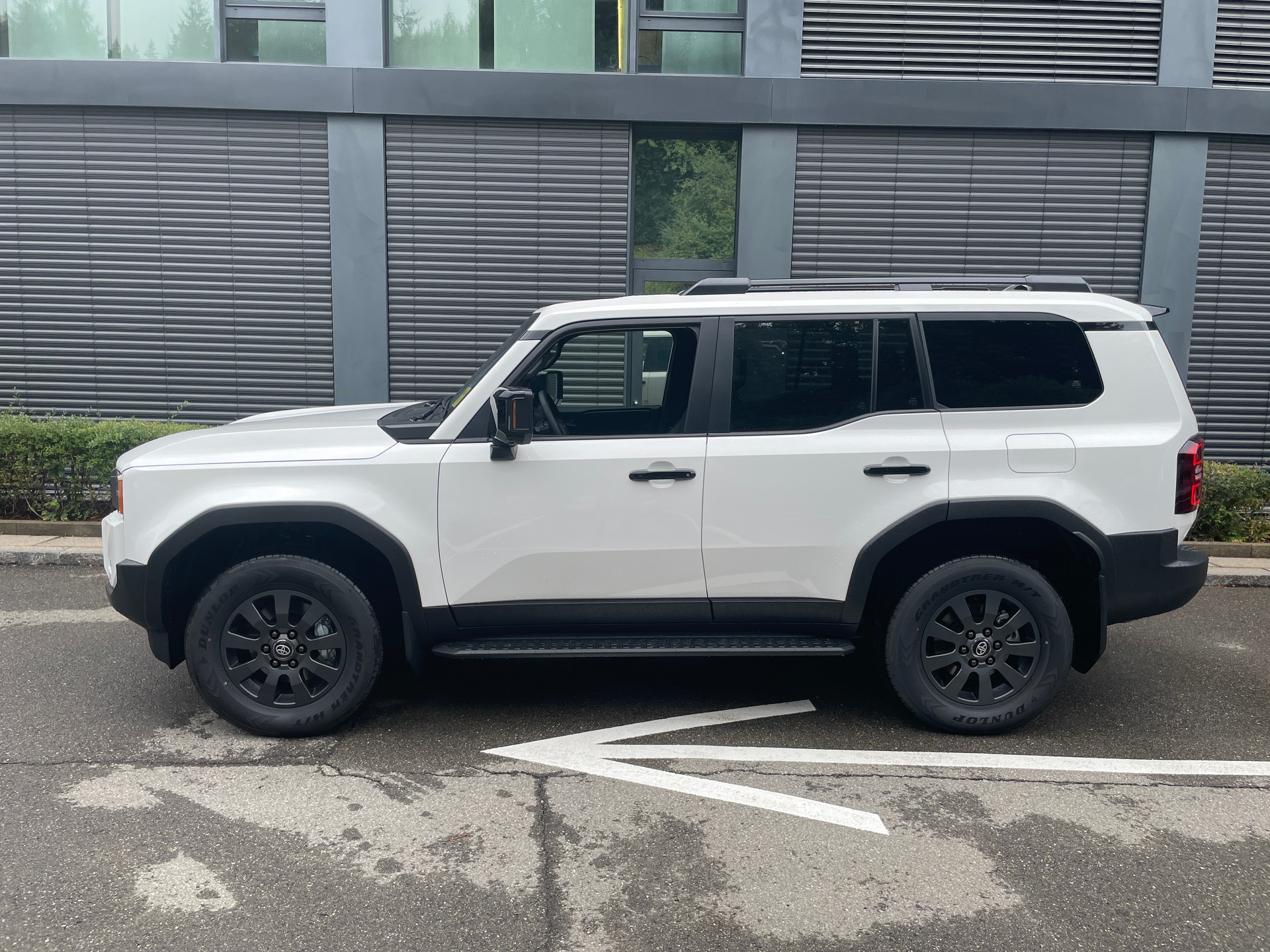 TOYOTA Land Cruiser 2.8D MHEV Style-showroom-element-1