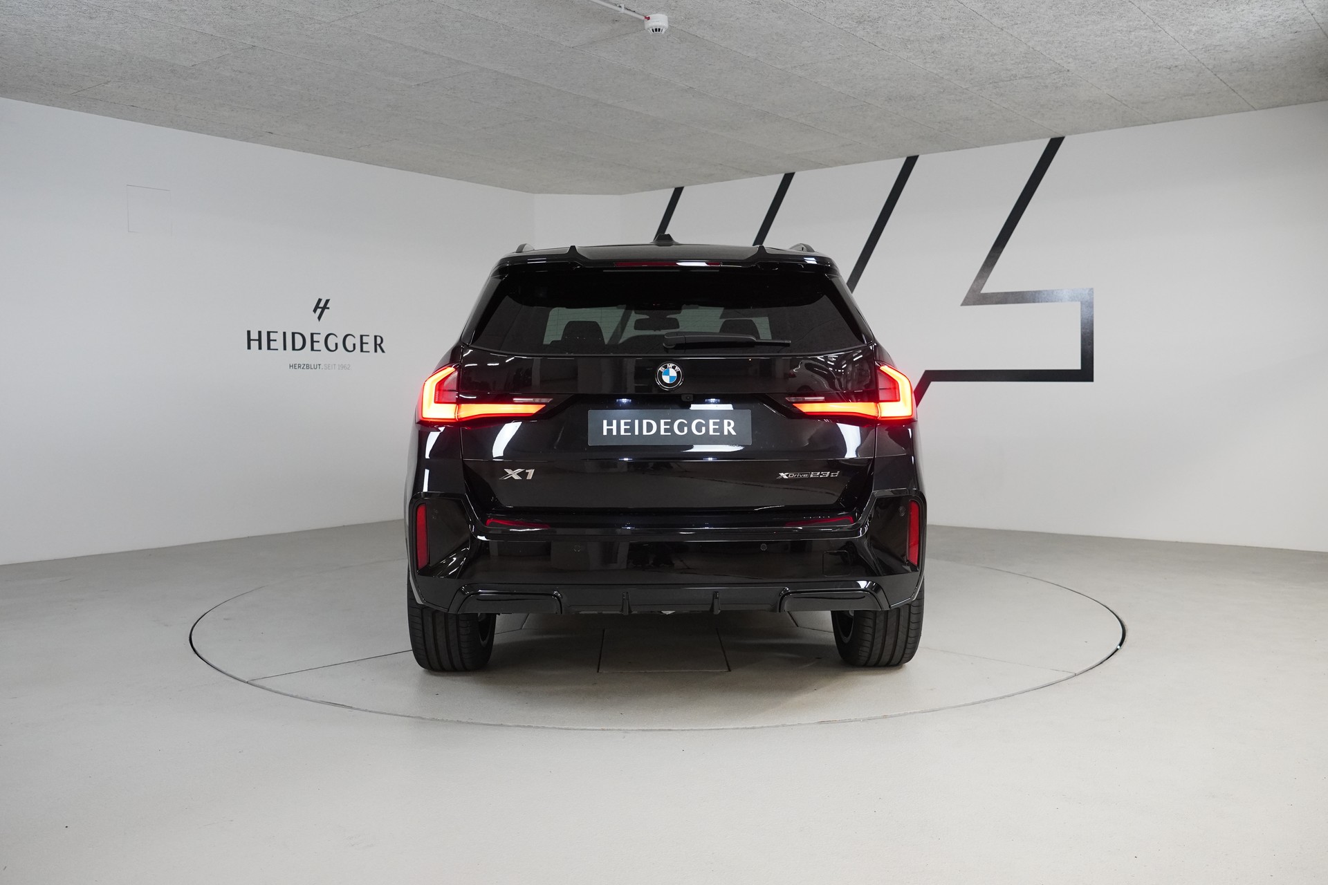 BMW X1 xDrive 23d 48V M Sport Pro-image-5
