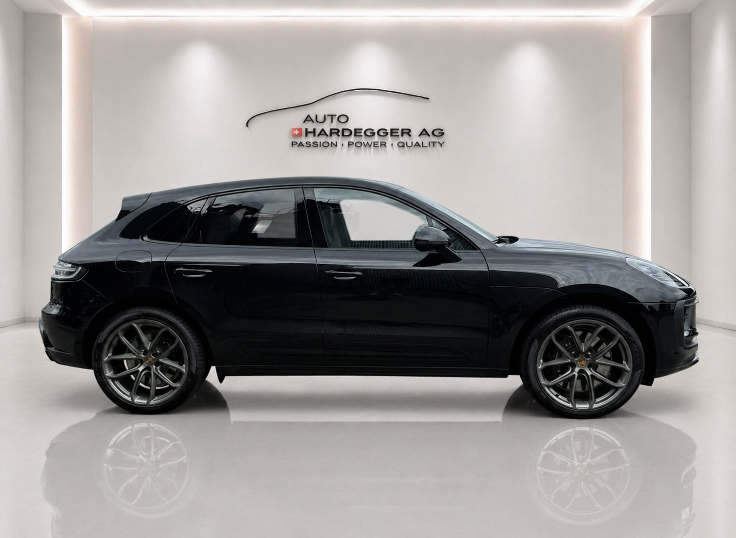 PORSCHE Macan GTS PDK Vollausstattung! Porsche Garantie - 01.2028-image-2