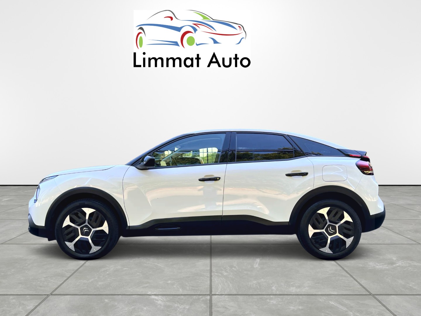 CITROEN C4 1.2 Pure Tech Swiss Edition EAT8-image-2