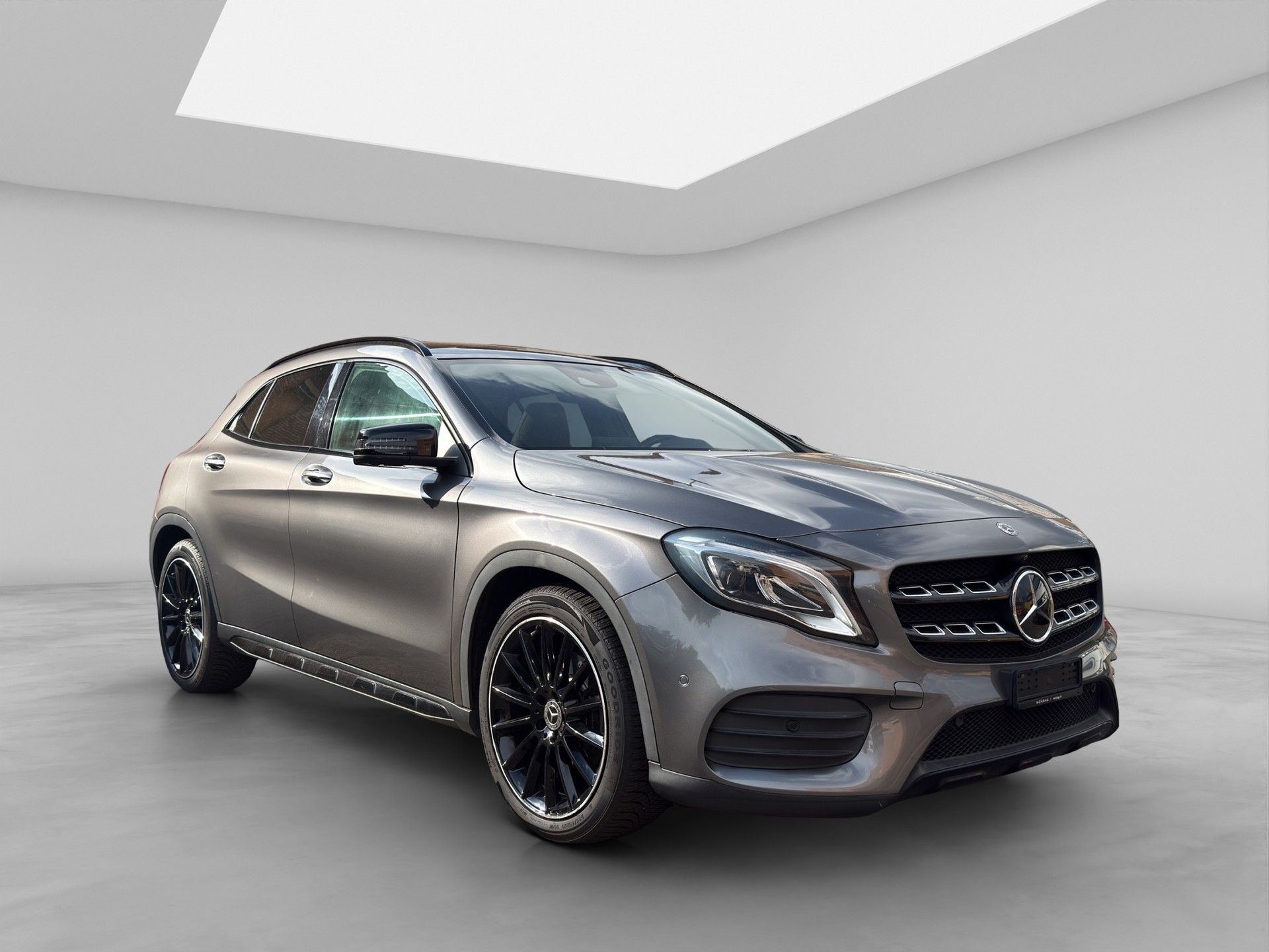 MERCEDES-BENZ GLA 250 AMG Line 4Matic 7G-DCT-image-7