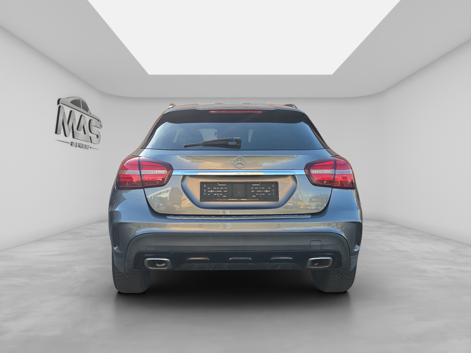 MERCEDES-BENZ GLA 250 AMG Line 4Matic 7G-DCT-image-4