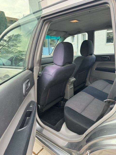 SUBARU Forester 2.0X (Swiss)-image-8