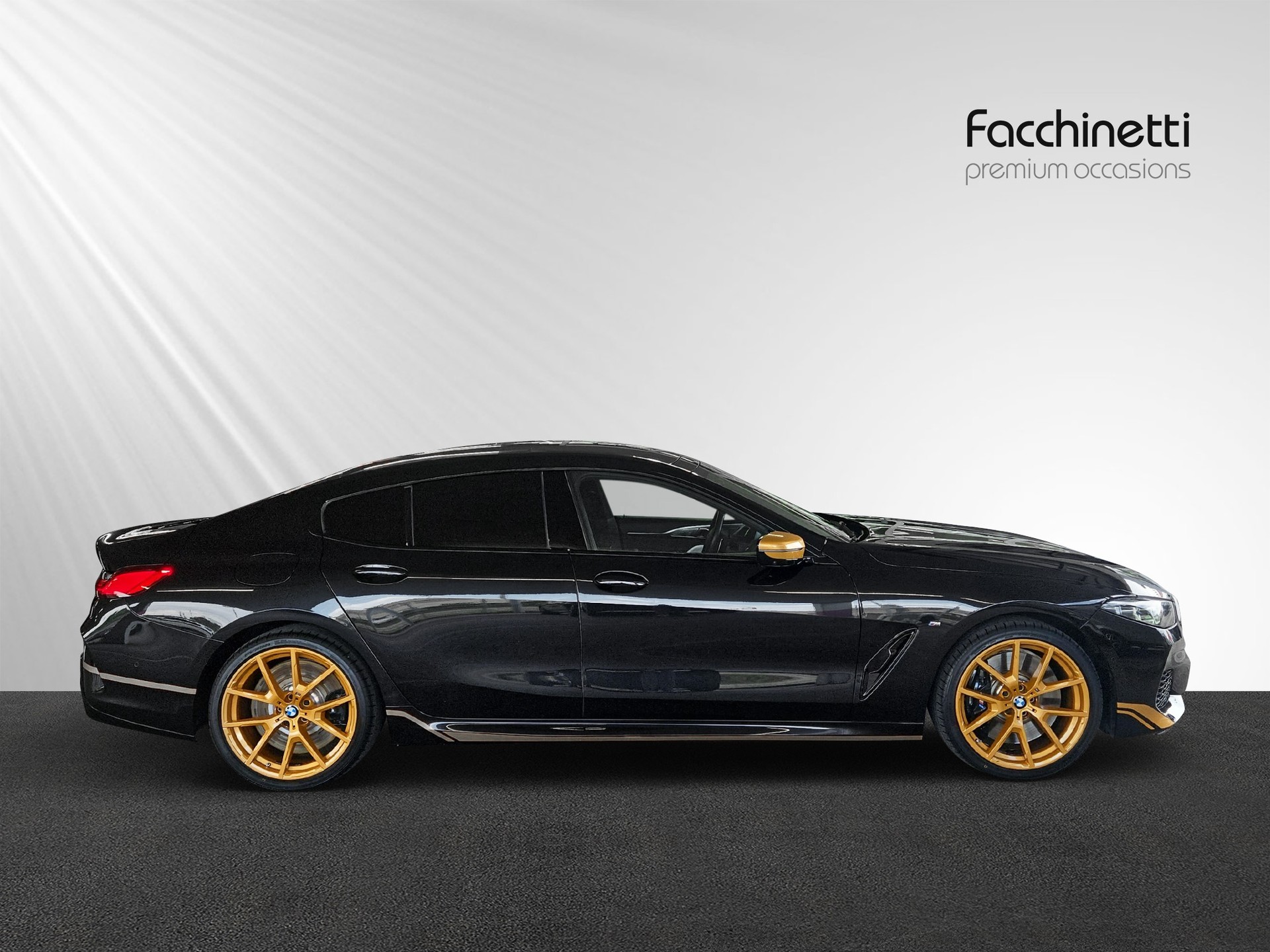 BMW M850i xDrive Steptronic Golden Thunder Edition-showroom-element-1