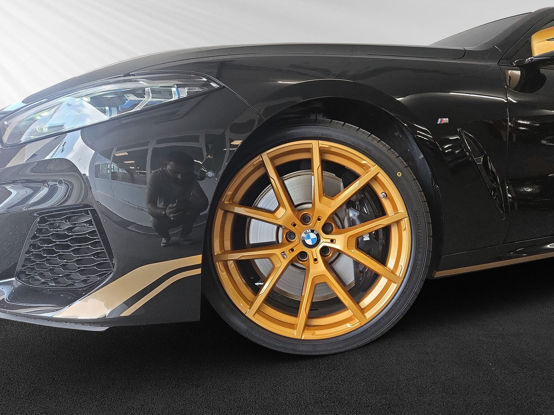 BMW M850i xDrive Steptronic Golden Thunder Edition-image-8