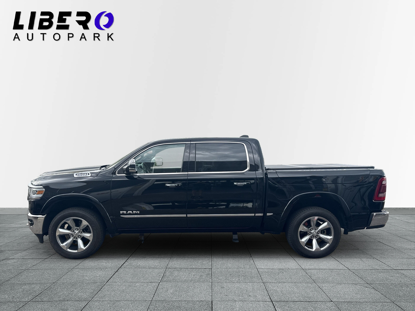 DODGE Ram 1500 Crew Kab. Pick-up 5.7 HEMI MDS VVT Limited-image-1