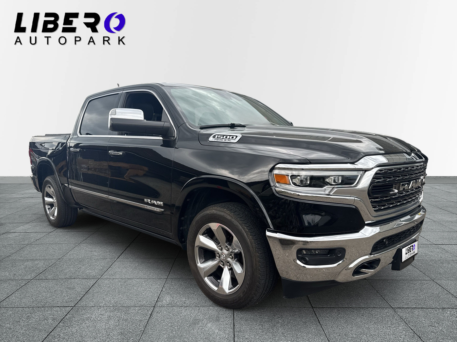 DODGE Ram 1500 Crew Kab. Pick-up 5.7 HEMI MDS VVT Limited-image-4