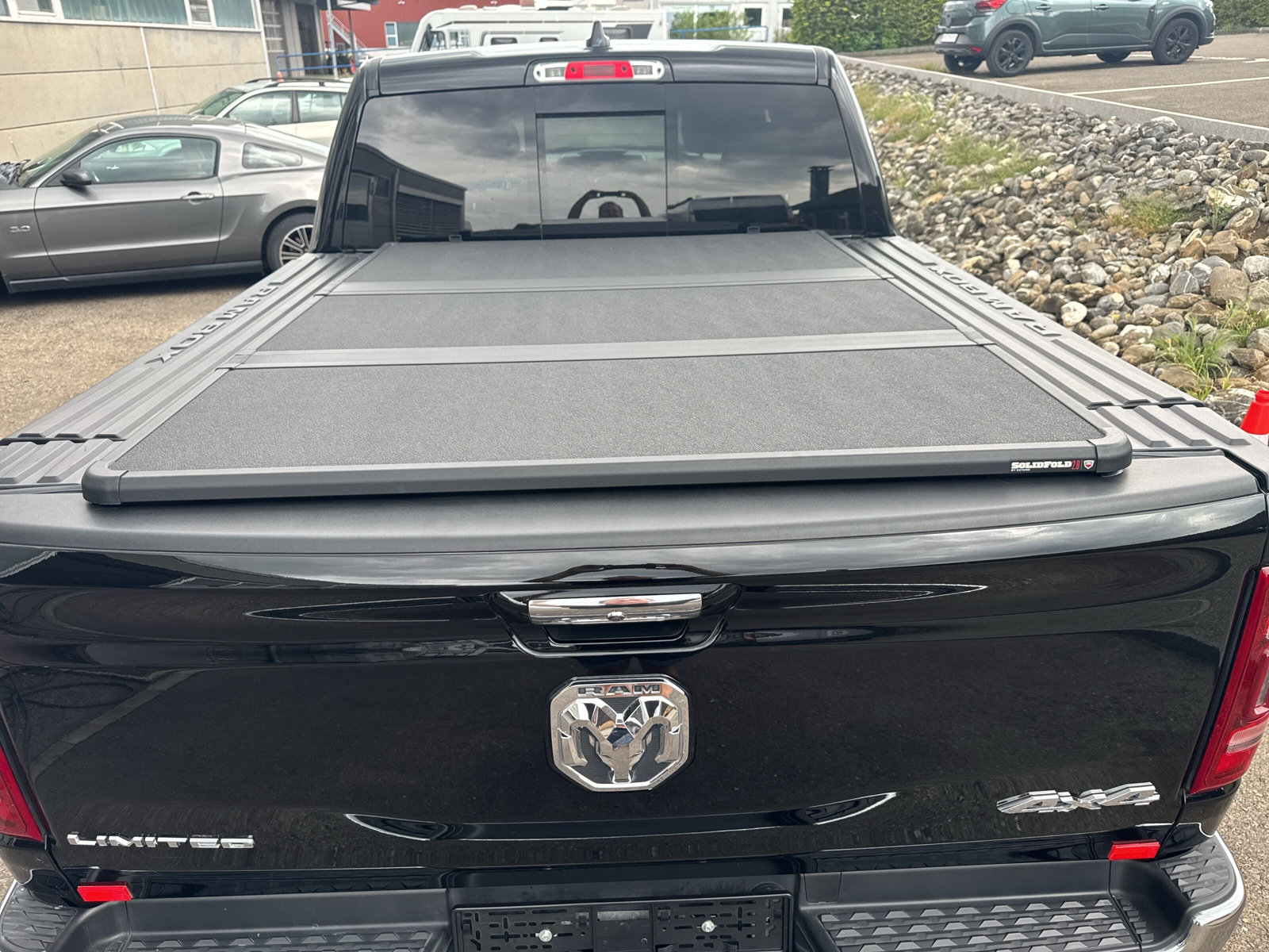 DODGE Ram 1500 Crew Kab. Pick-up 5.7 HEMI MDS VVT Limited-image-8