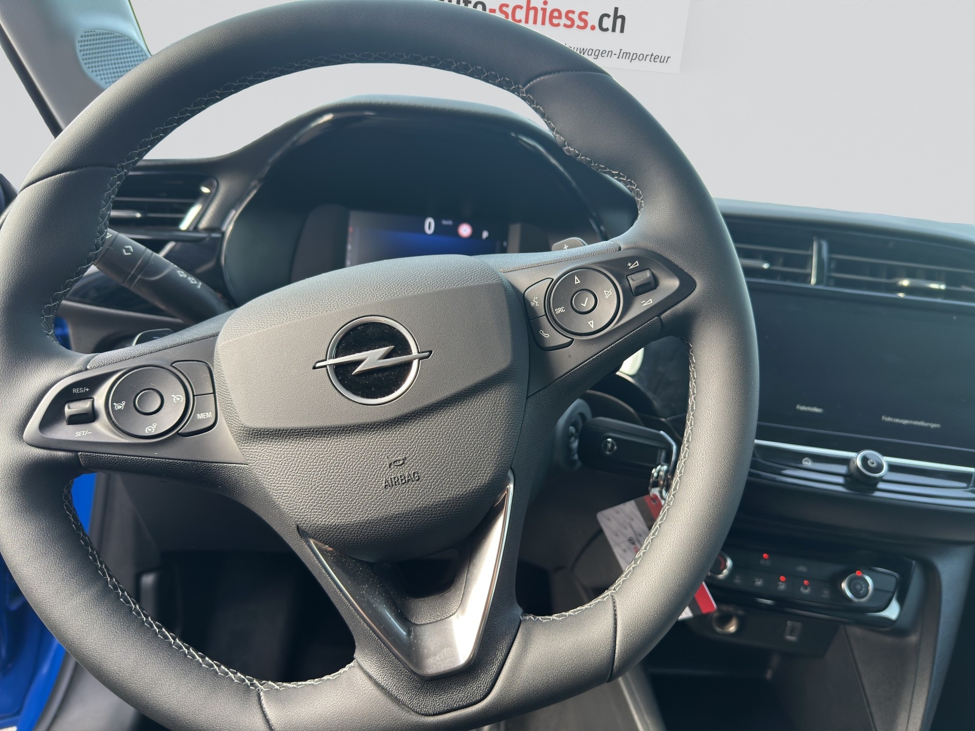 OPEL Corsa 1.2 TP Edition-image-8