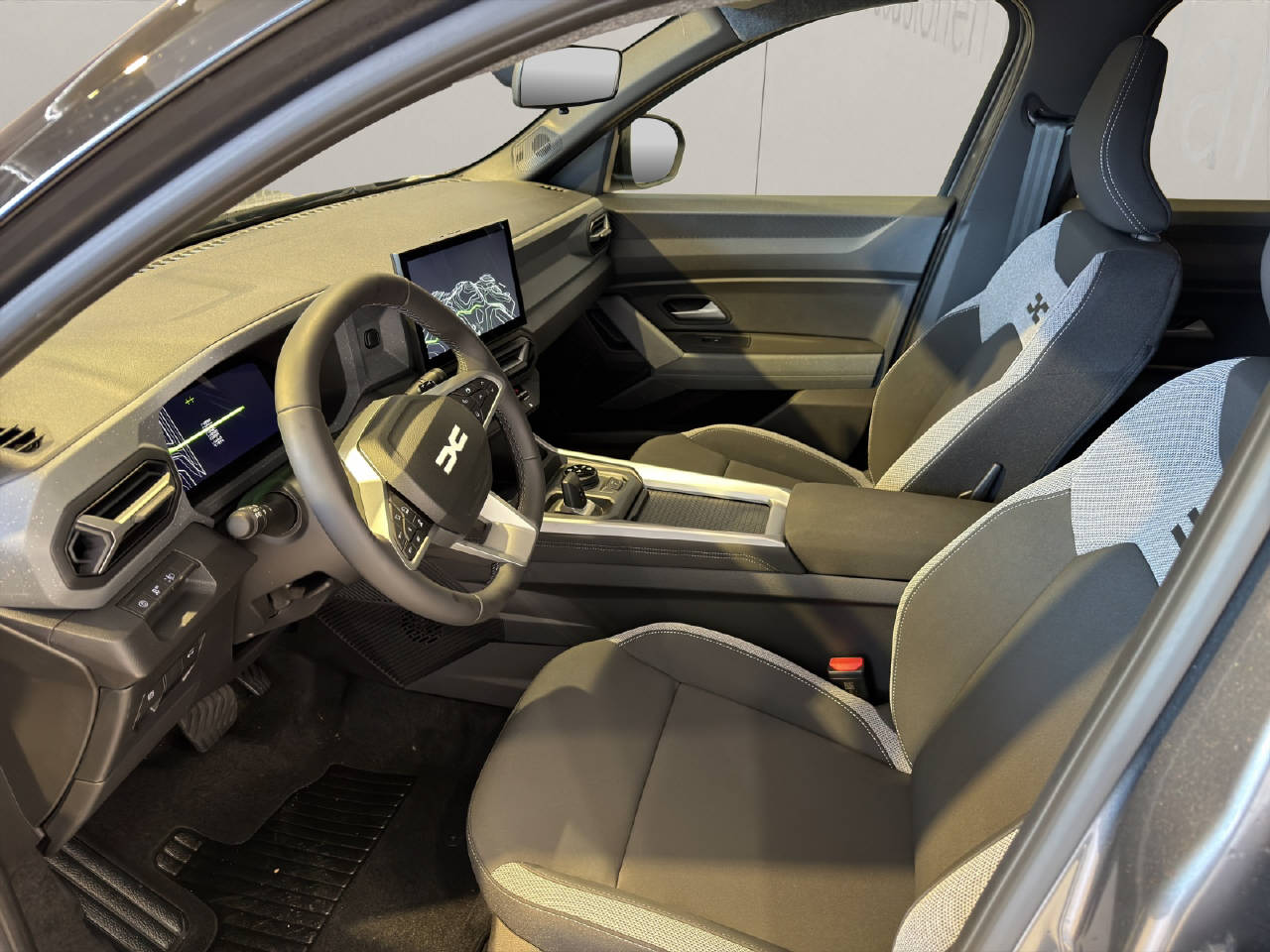 DACIA Bigster 1.2 Hybrid Journey 4WD-image-4