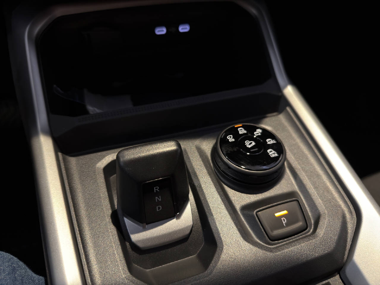 DACIA Bigster 1.2 Hybrid Journey 4WD-image-11