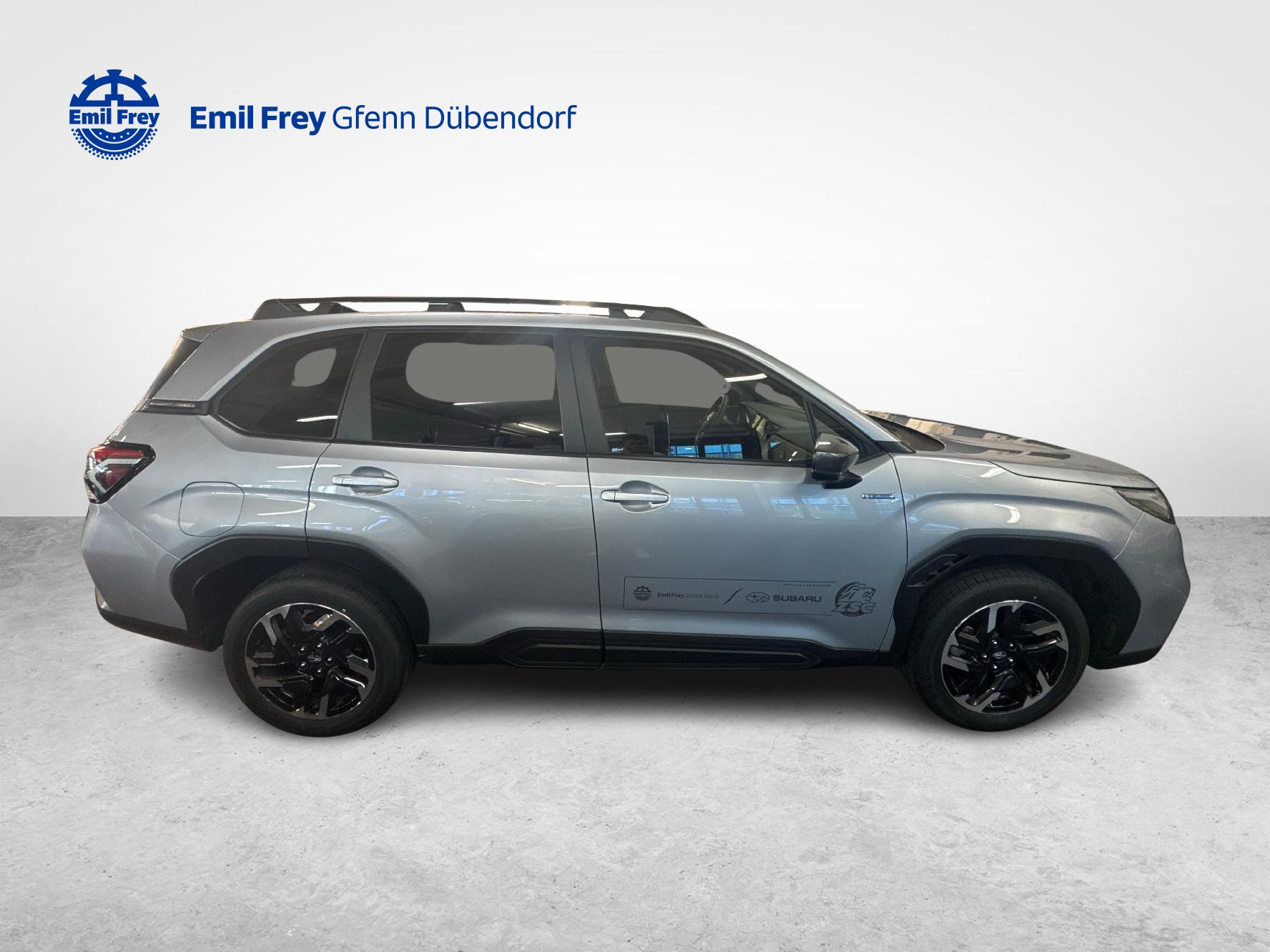 SUBARU Forester Station 2.0i e-Boxer Swiss Plus-image-5
