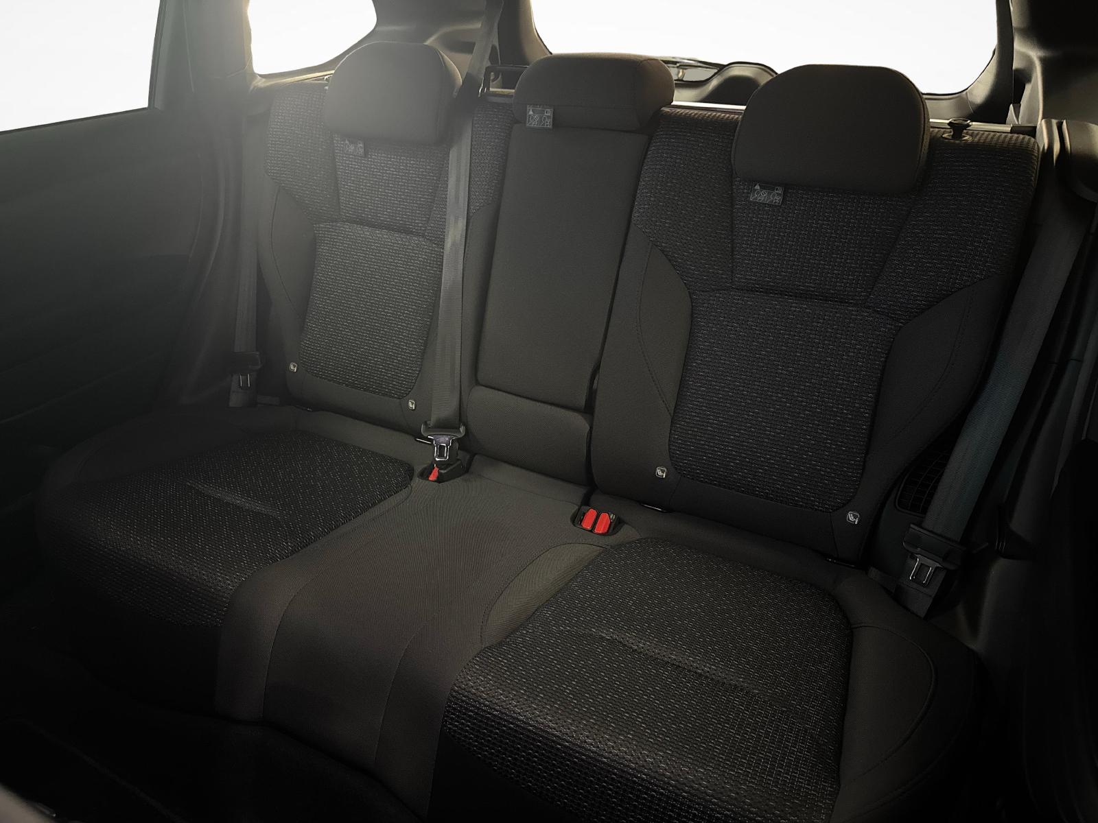 SUBARU Forester Station 2.0i e-Boxer Swiss Plus-image-10